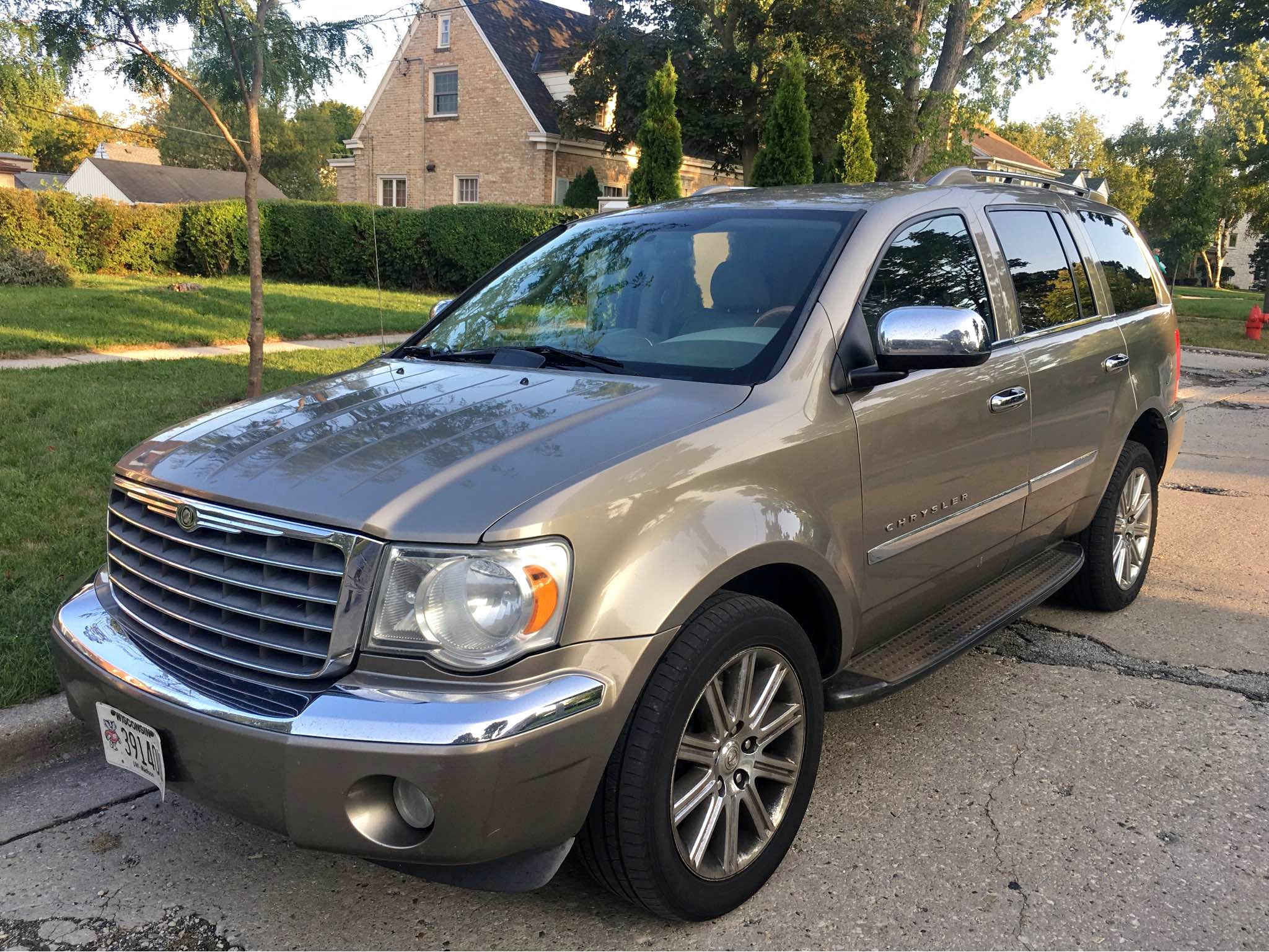 2009 Chrysler Aspen · Limited Sport Utility 4D