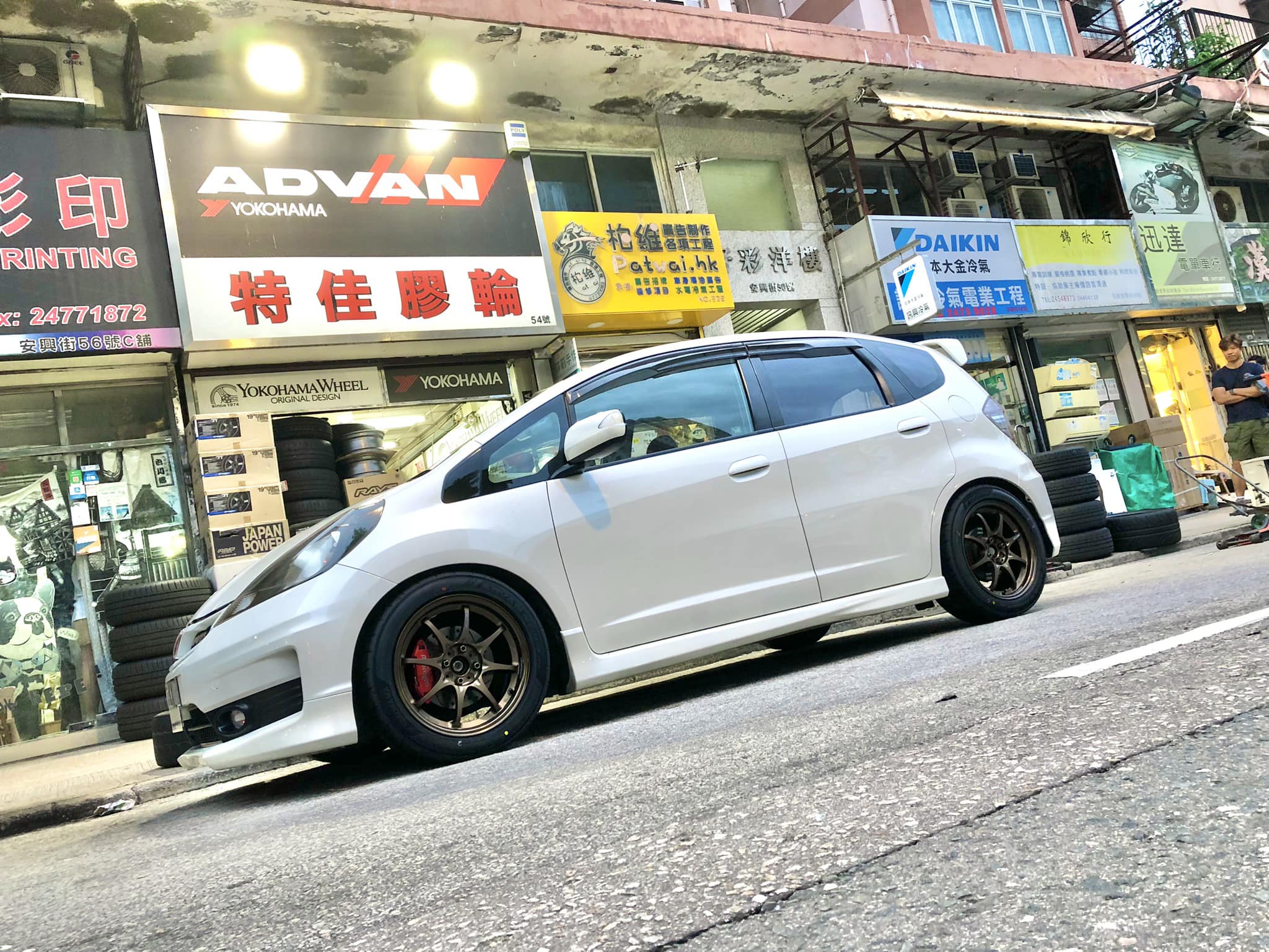 HONDA JAZZ Wheel — RAYS VOLK RACING CE28N 16” Bronze Tire — ADVAN