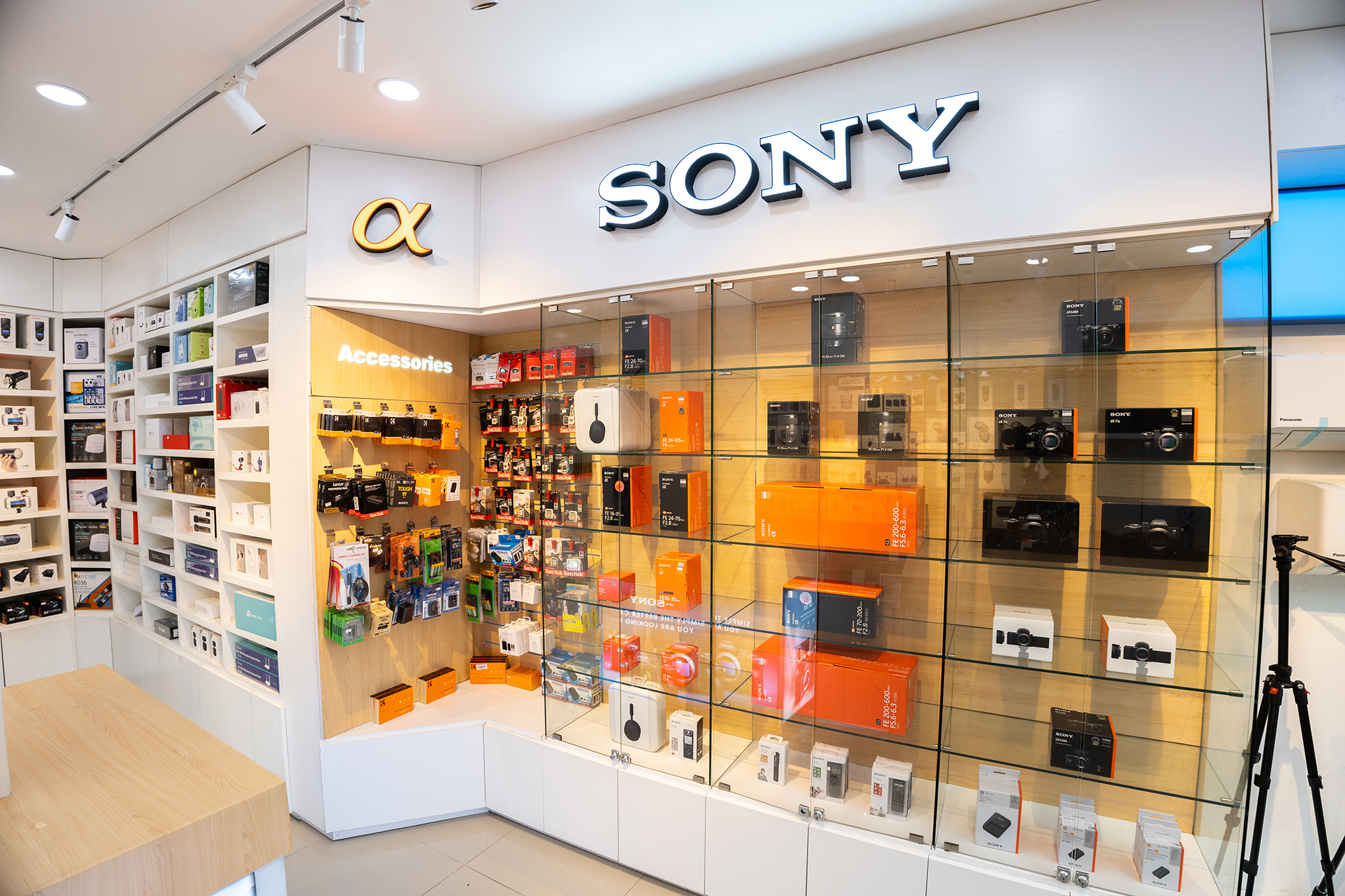 CameraLK Store - 📸 Capturing Moments from Today's Grand... | Facebook