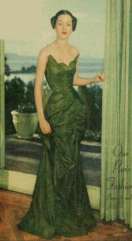 Elsa Schiaparelli 1948 evening dress