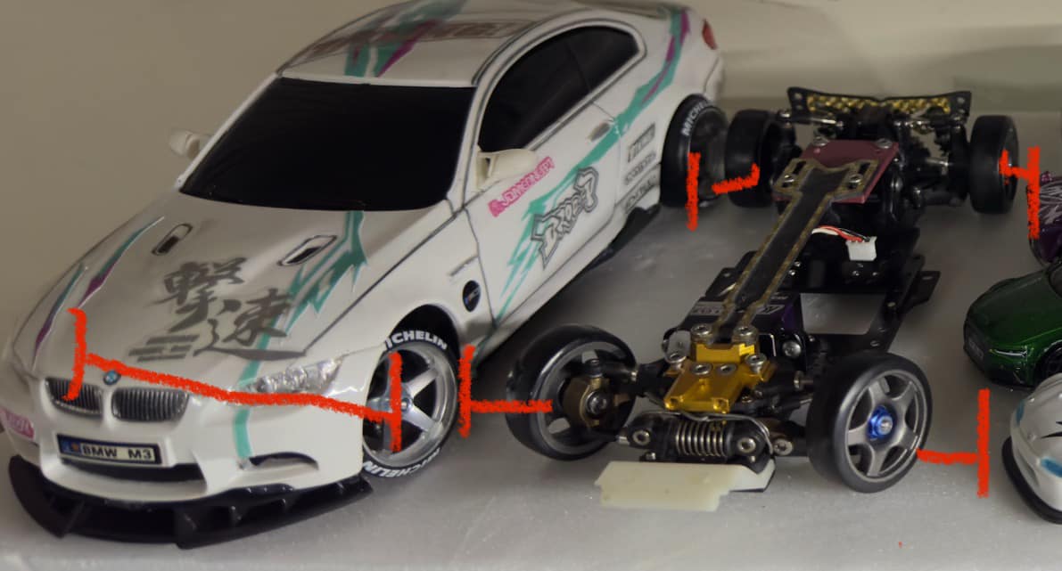 What kits can upgrade a 1/28 Atomic DRZ V2 chassis to 1/24 scale