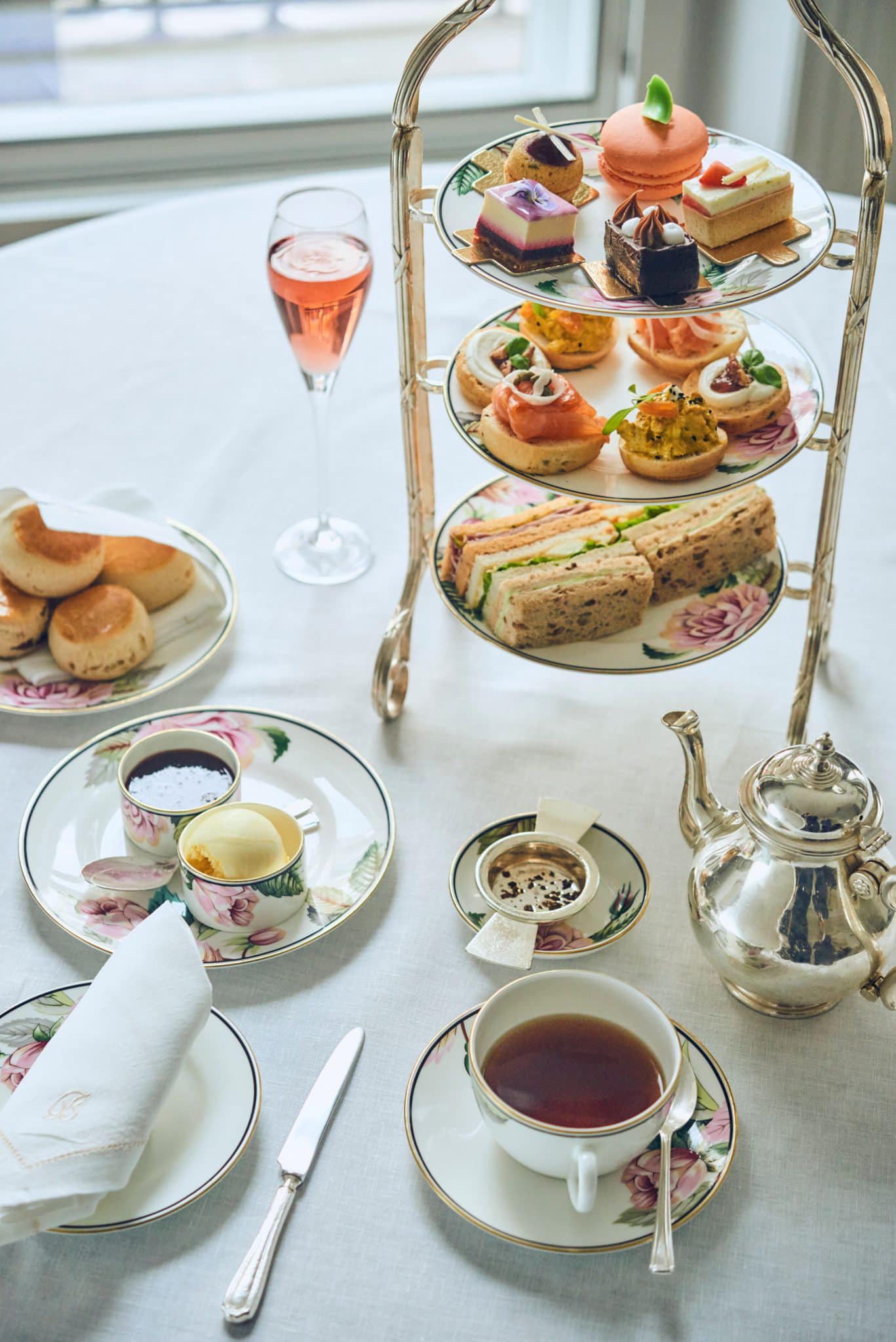 browns afternoon tea dress code at Brown's Hotel in London neckline_one-shoulder