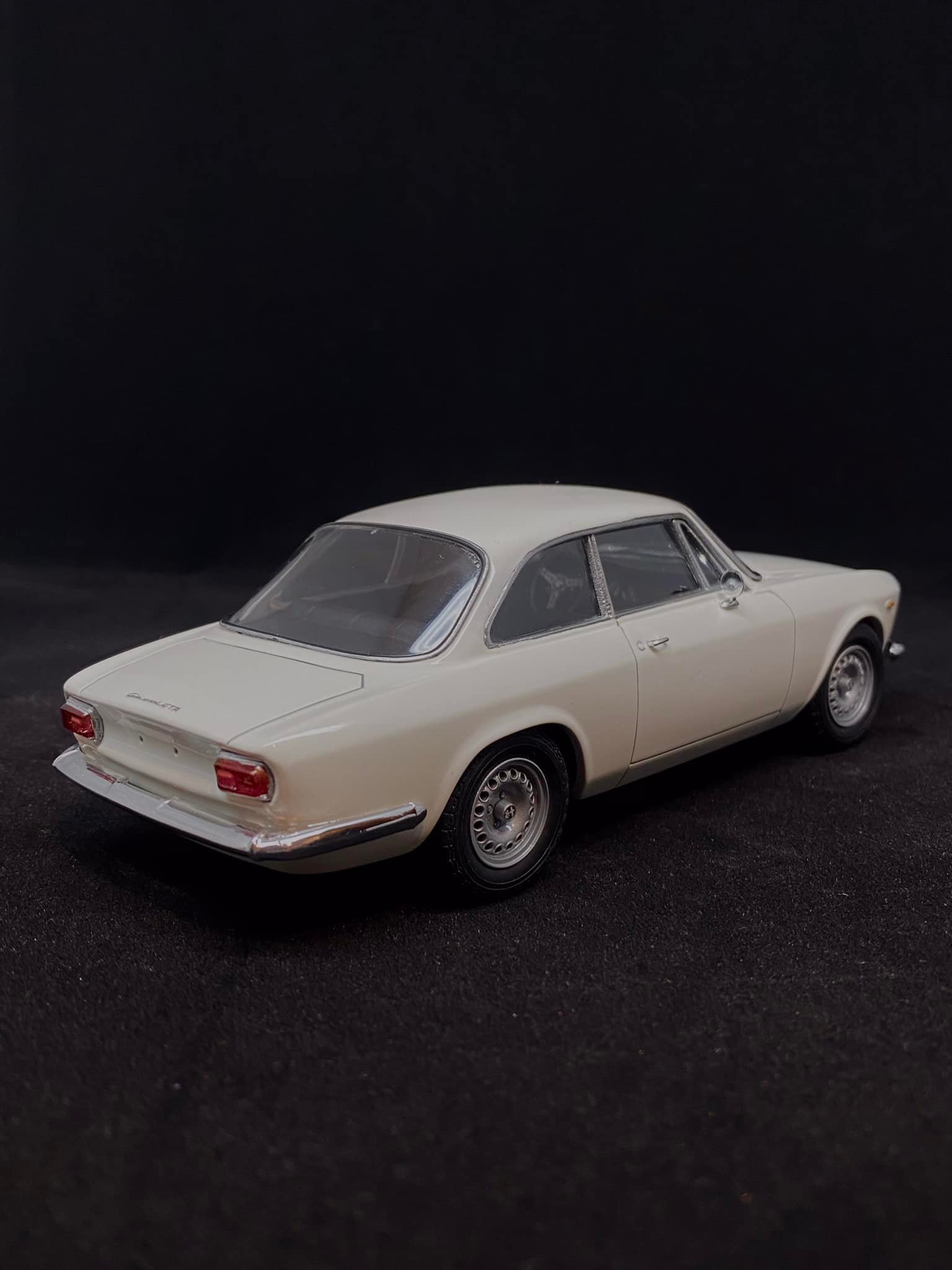 Finished the Tamiya 1/24 Alfa Romeo Giulia GTA. Thanks for watching ?