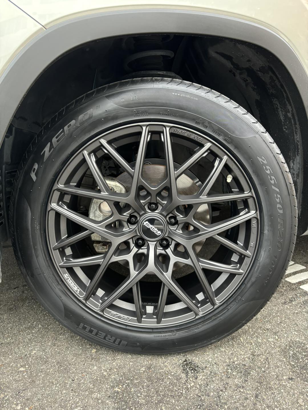 RAYS Versus VV25M 20in Pirelli PZERO 20in LEXUS RX300