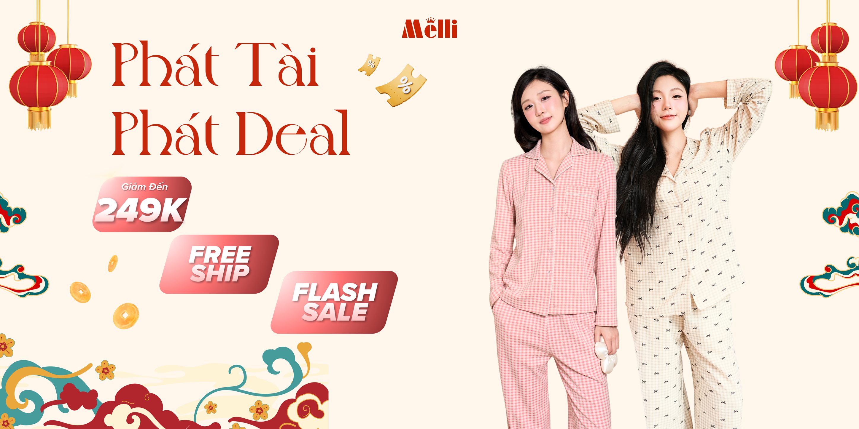 MEEKA - We are spreading the ️LOVE ️ this Valentine’s! 🌹🌹🌹 Pick a robe ...