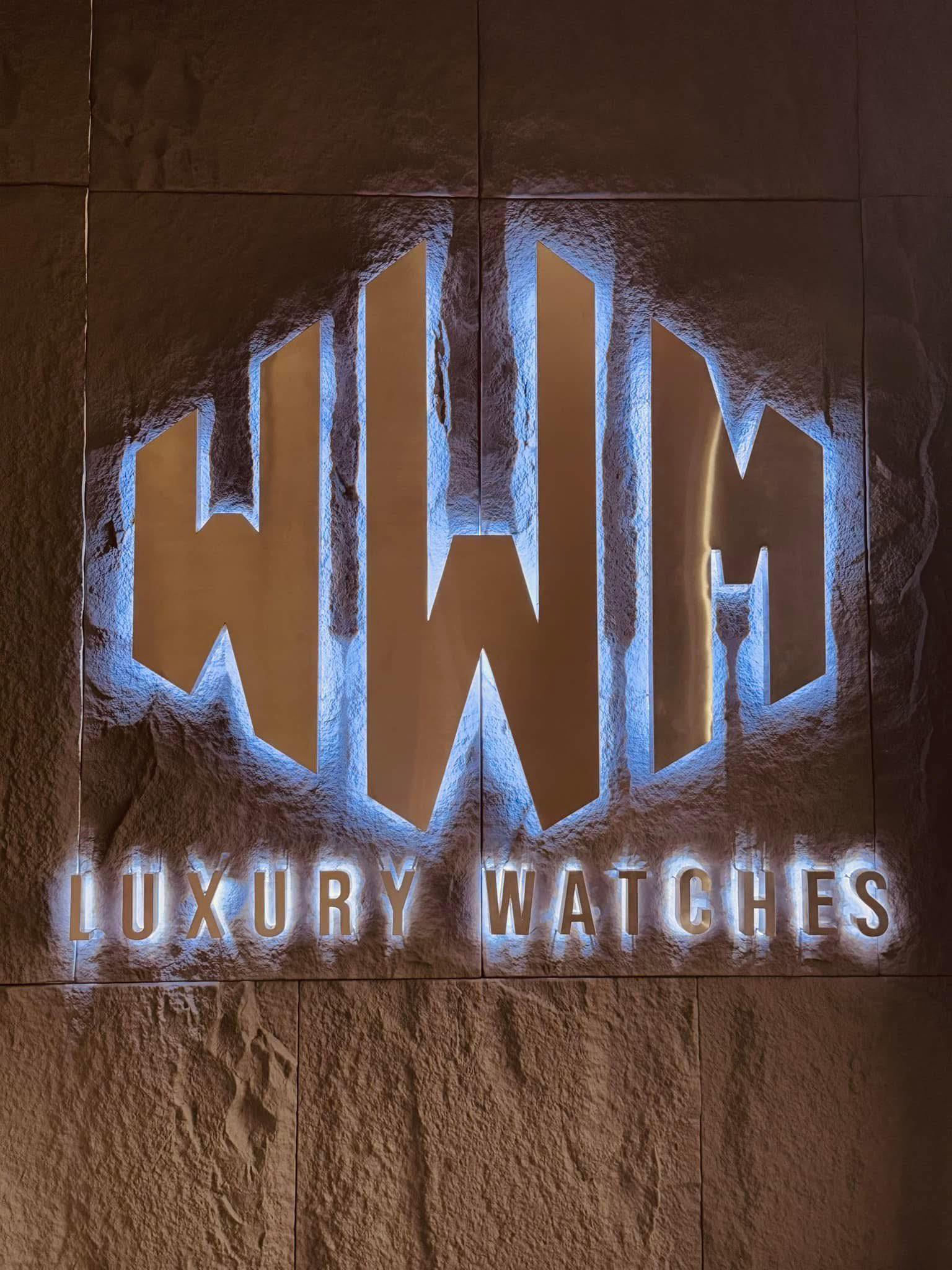 Slowatch - Slowatch added a new photo.