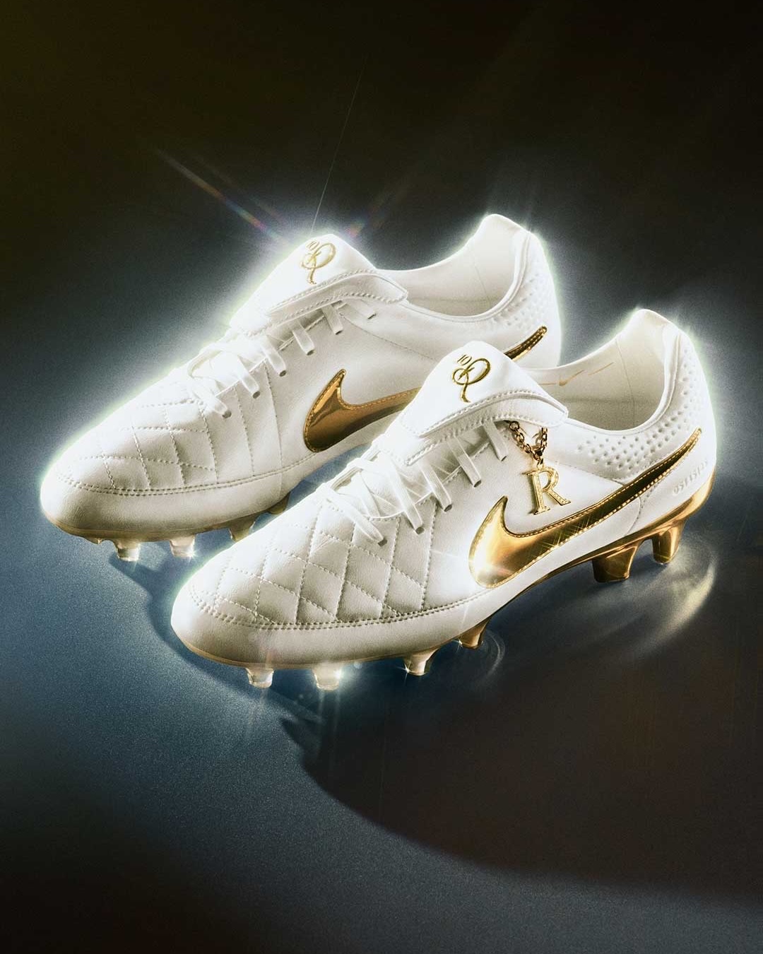 Ronaldinho's Nike Tiempo Legend returns for its 20th anniversary