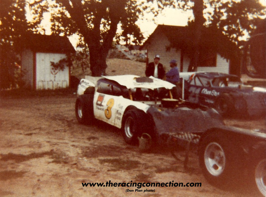 The Midwest Racing... - The Midwest Racing Connection