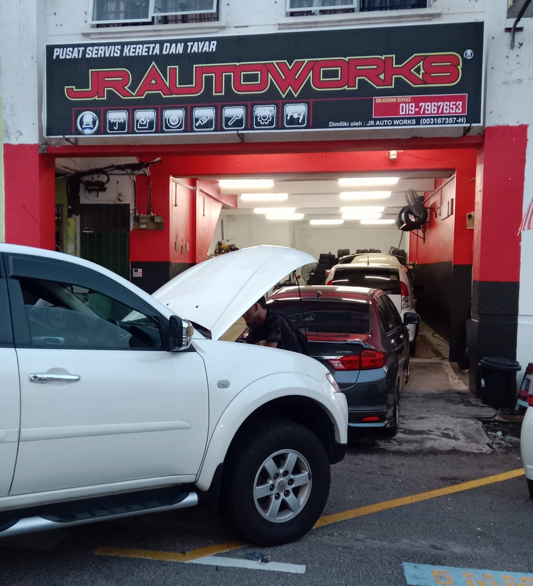 JR Autoworks