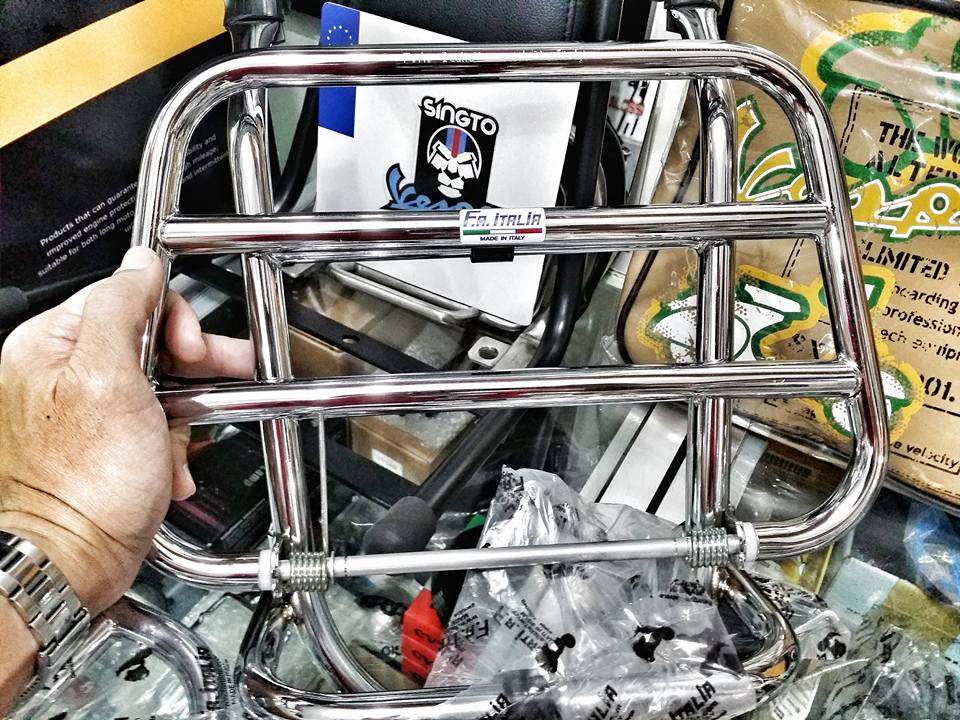 Original Made in Italy FA Italia front... - Singto Vespa Link