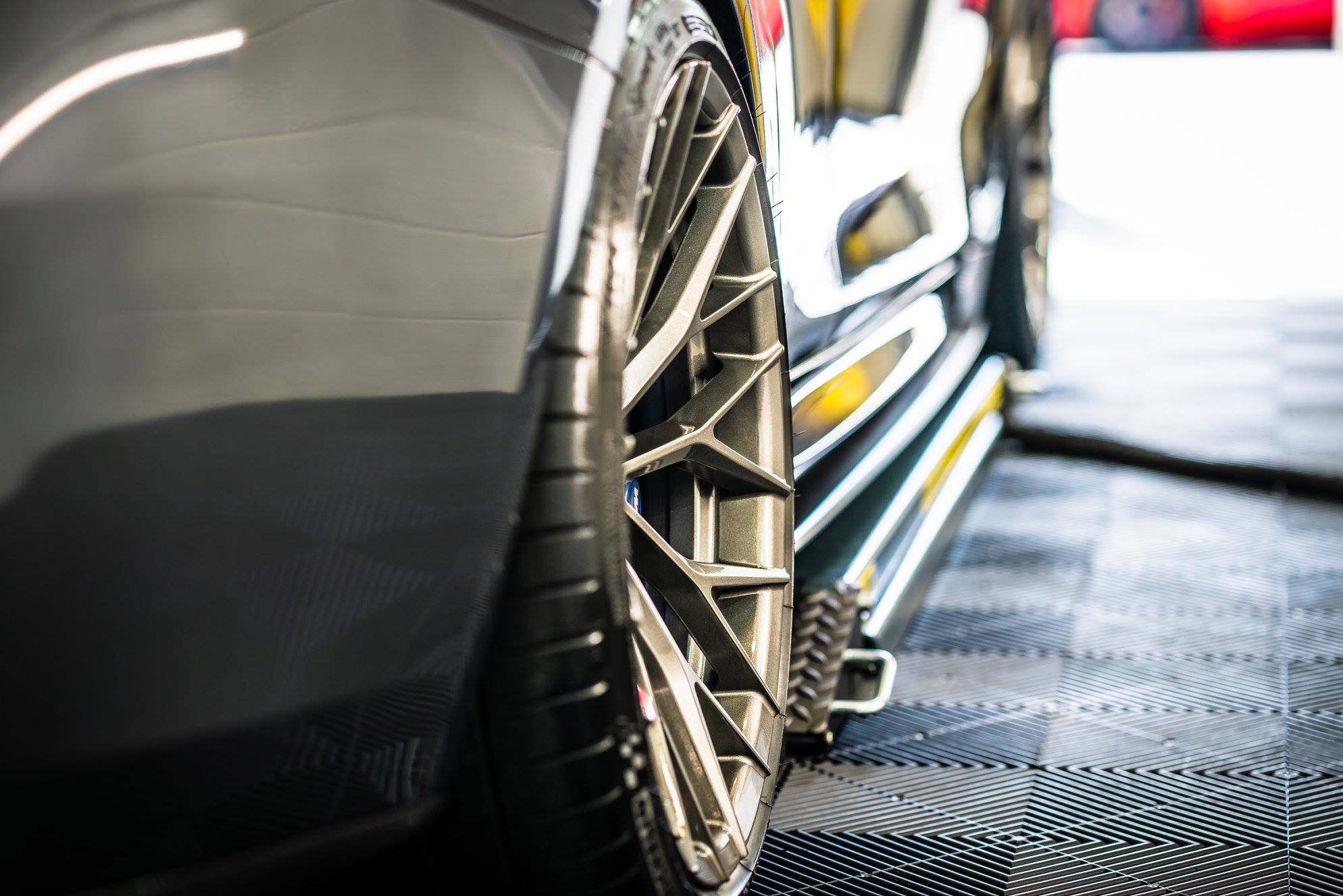 Quantum44 - BMW M4 F83 / Quantum44 Flow Forged SFF-2... | Facebook