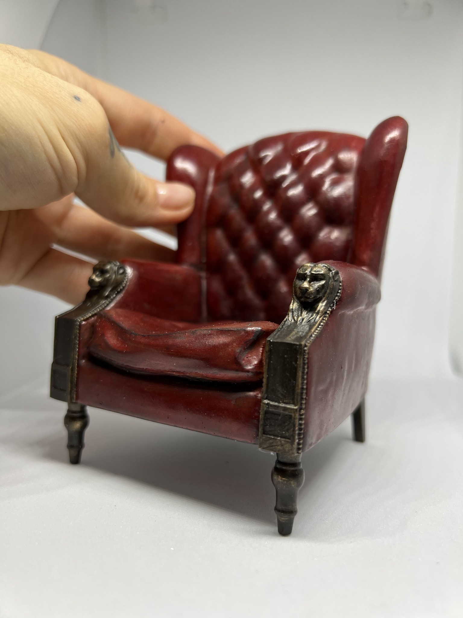 Cults. - 🪑 Morpheus Chair from The Matrix ️ 3D model:...