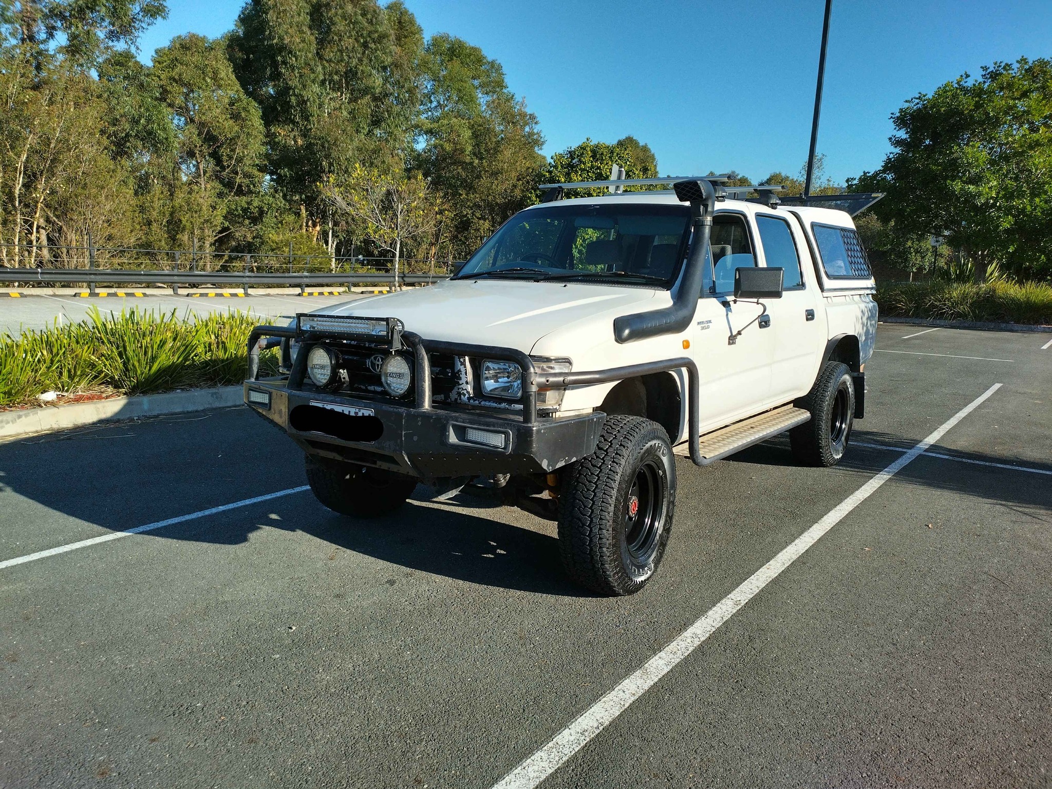 Cars, Trucks & Motorcycles For Sale in Beachmere, Queensland, Australia