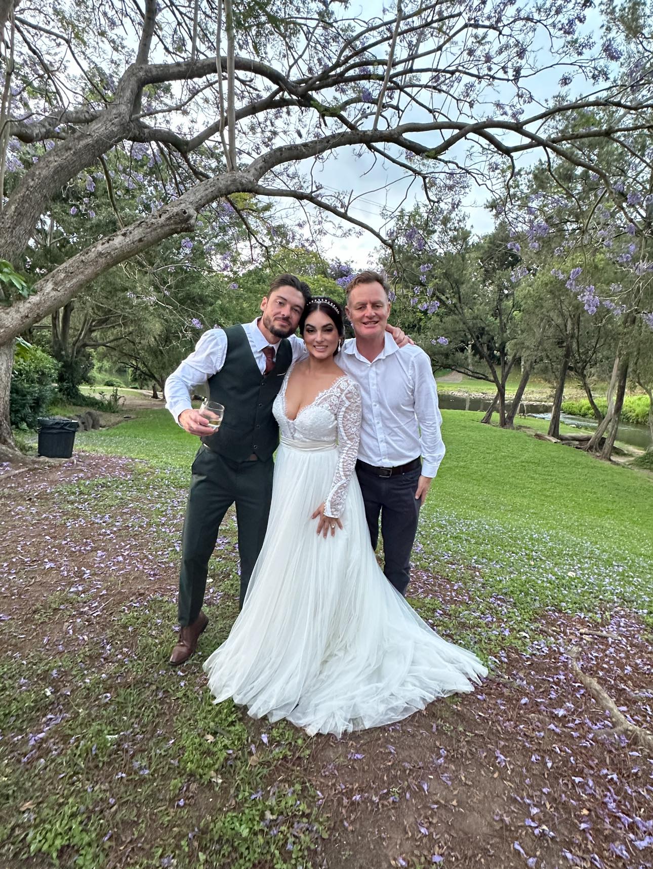 brazilian bridesmaid dresses A Beautiful Wedding!! So happy for @lellaferrari who met and fell in love with Murilo and on this day pledged themselves to each other in front of their family and friends Floral appliqué green ombré Size:us:6 casual daytime dress Styles Designer Brazilian resortwear for