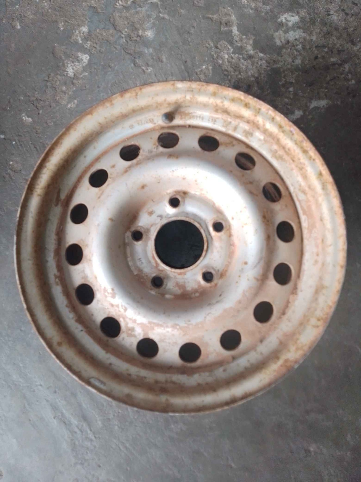 (4) Commodore Rims. - Car Wheels, Tires & Parts - Perth, Western ...