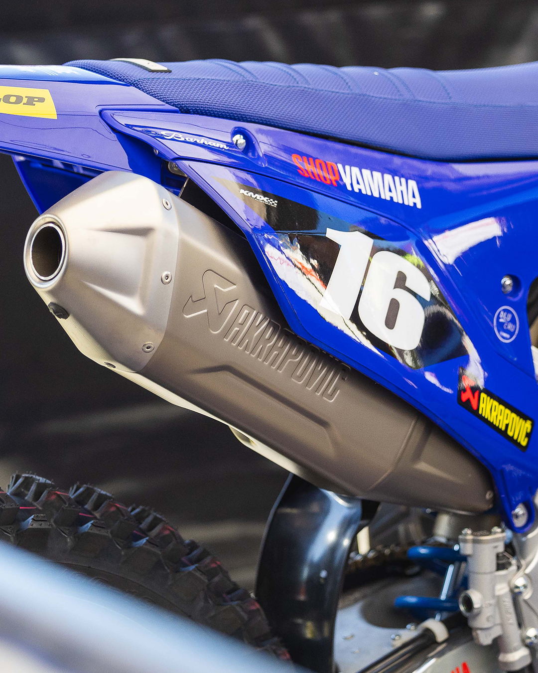 🏁No need to raise your voice. The Akrapovic Exhaust System does