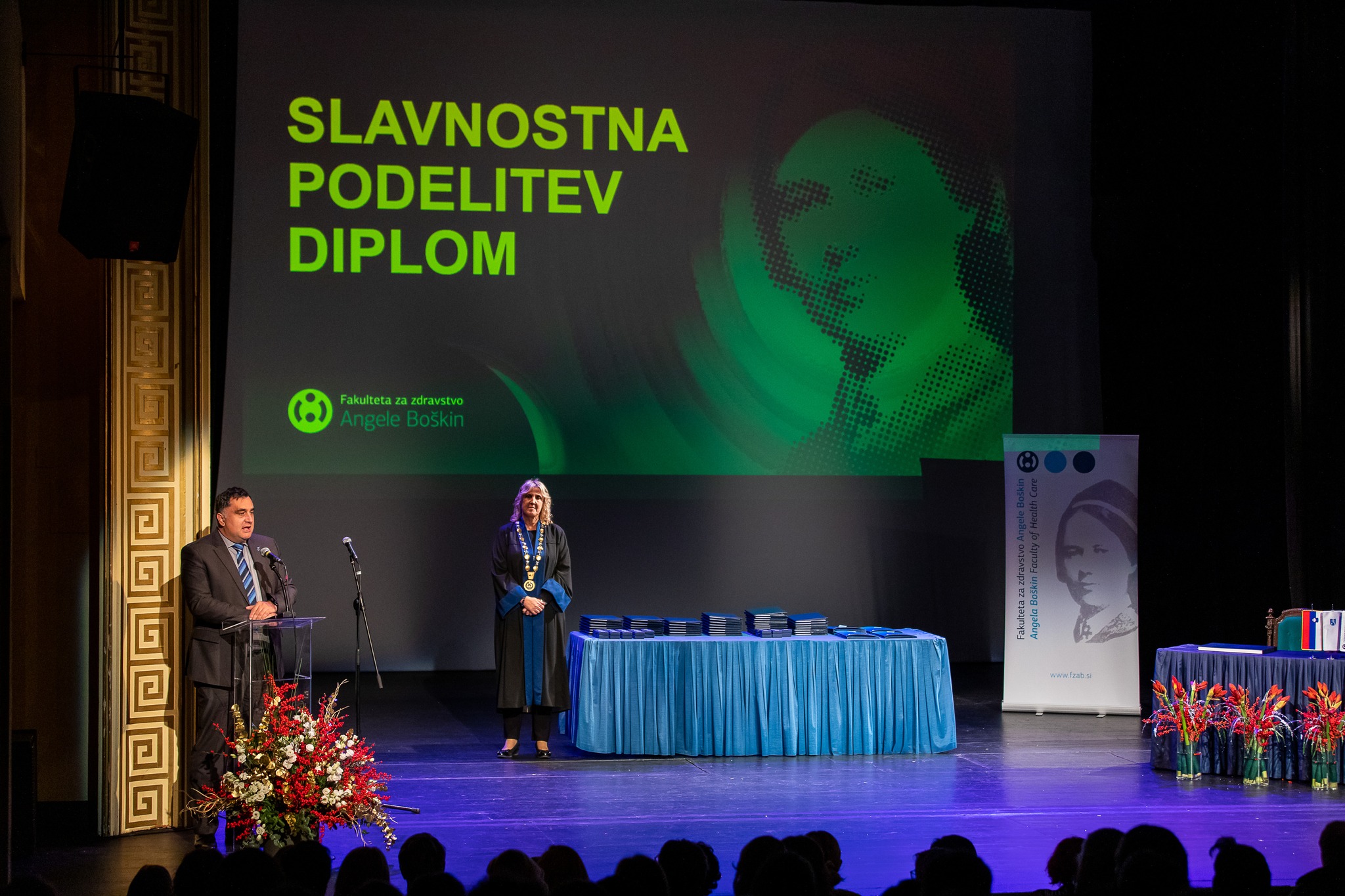 [PODELITEV DIPLOM] Danes smo v Gledališču Toneta Čufarja podelili ...
