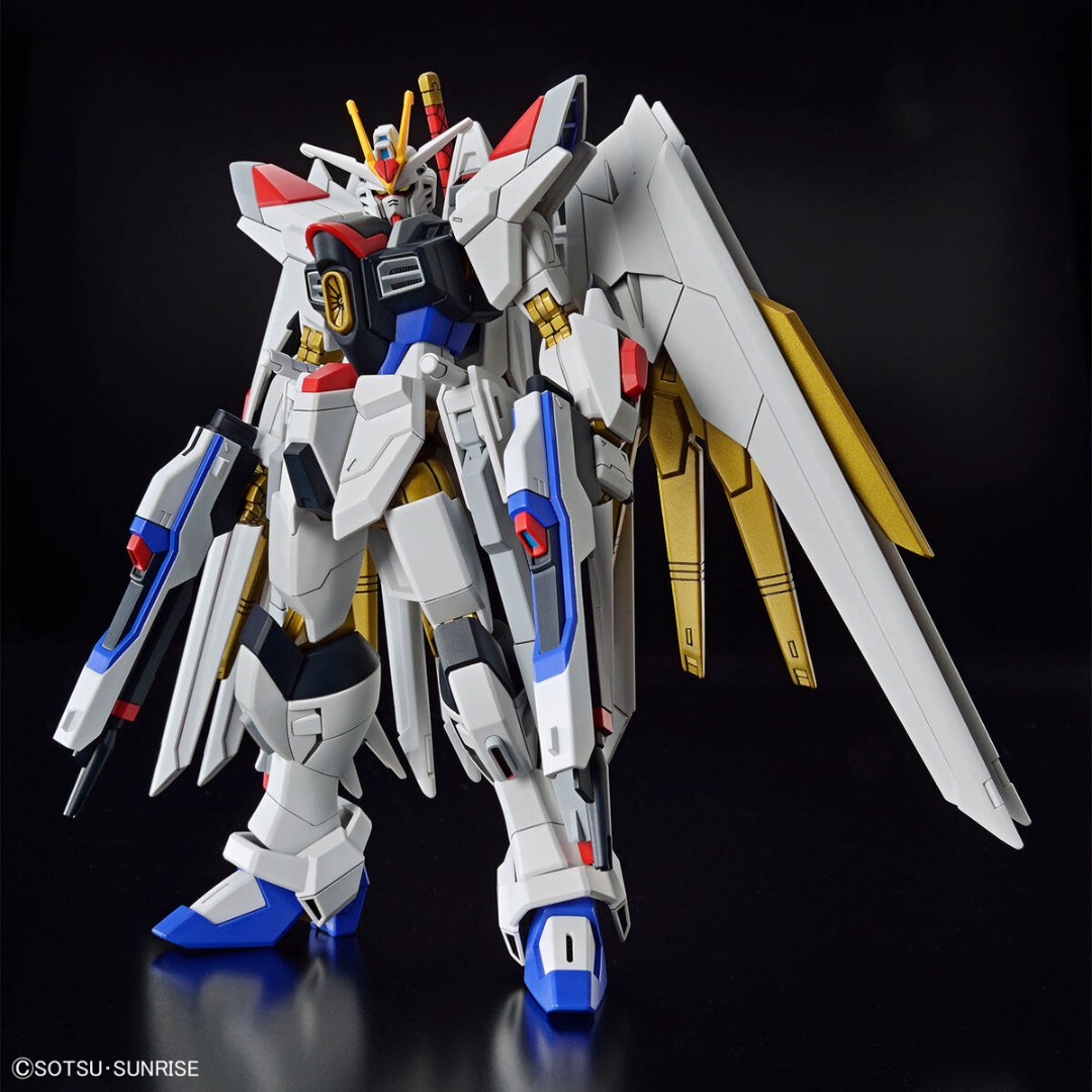 HG 1/144 Mighty Strike Freedom Gundam [Recirculation Color/Neon Blue]