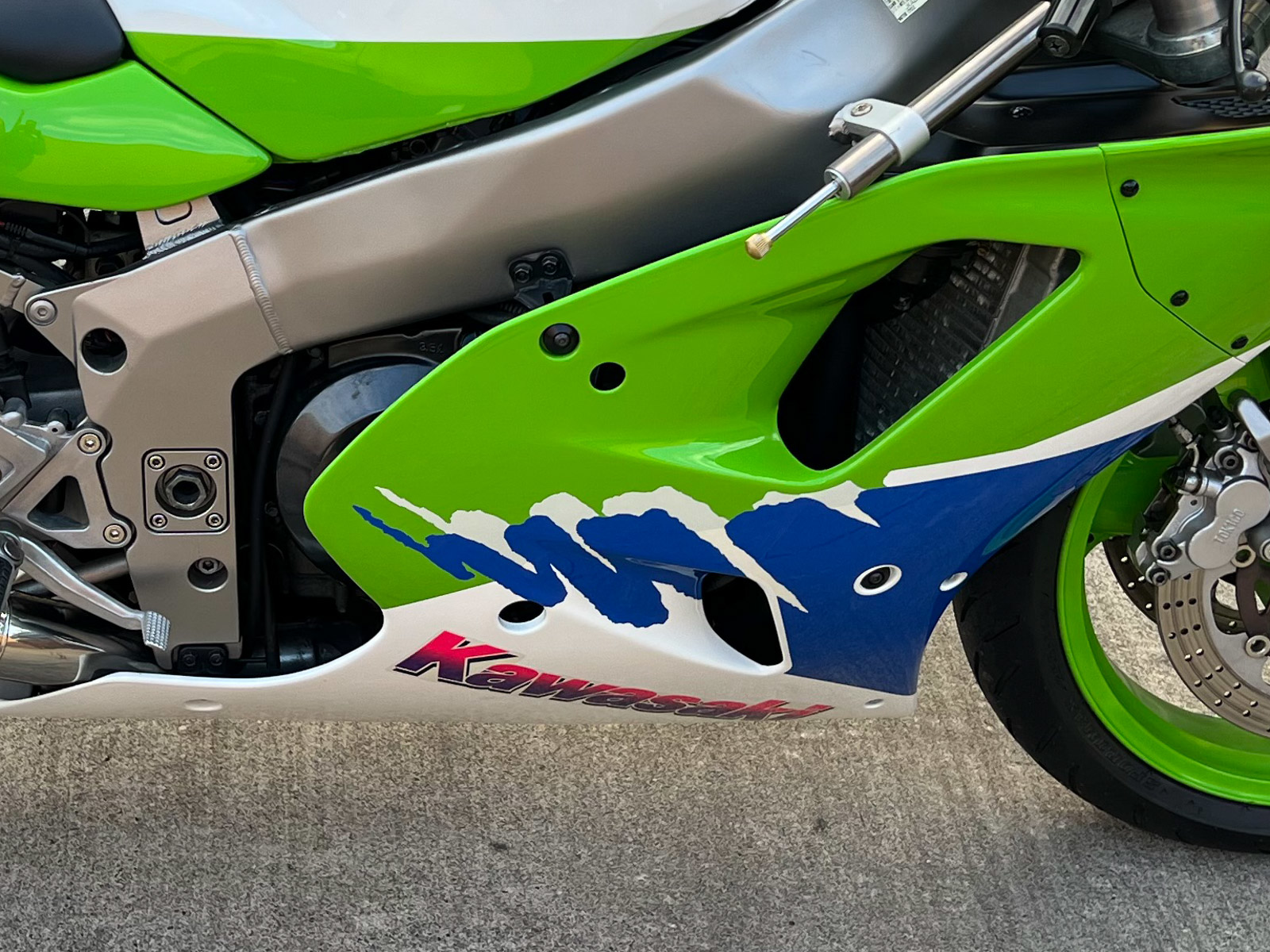 ad: Kawasaki Zx7r P1 1996 - Wilkomoto Classics 07525 186731 Full