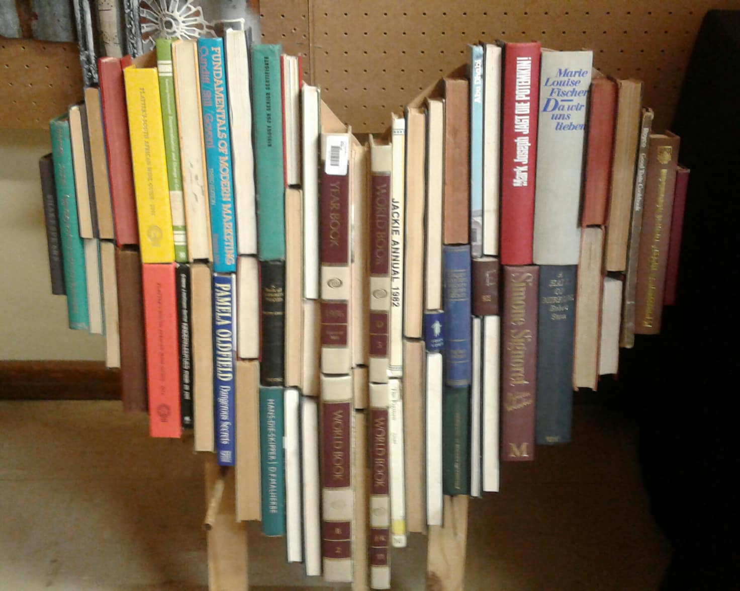 At Edgemead/Monte Vista Library we are... - Edgemead Library | Facebook