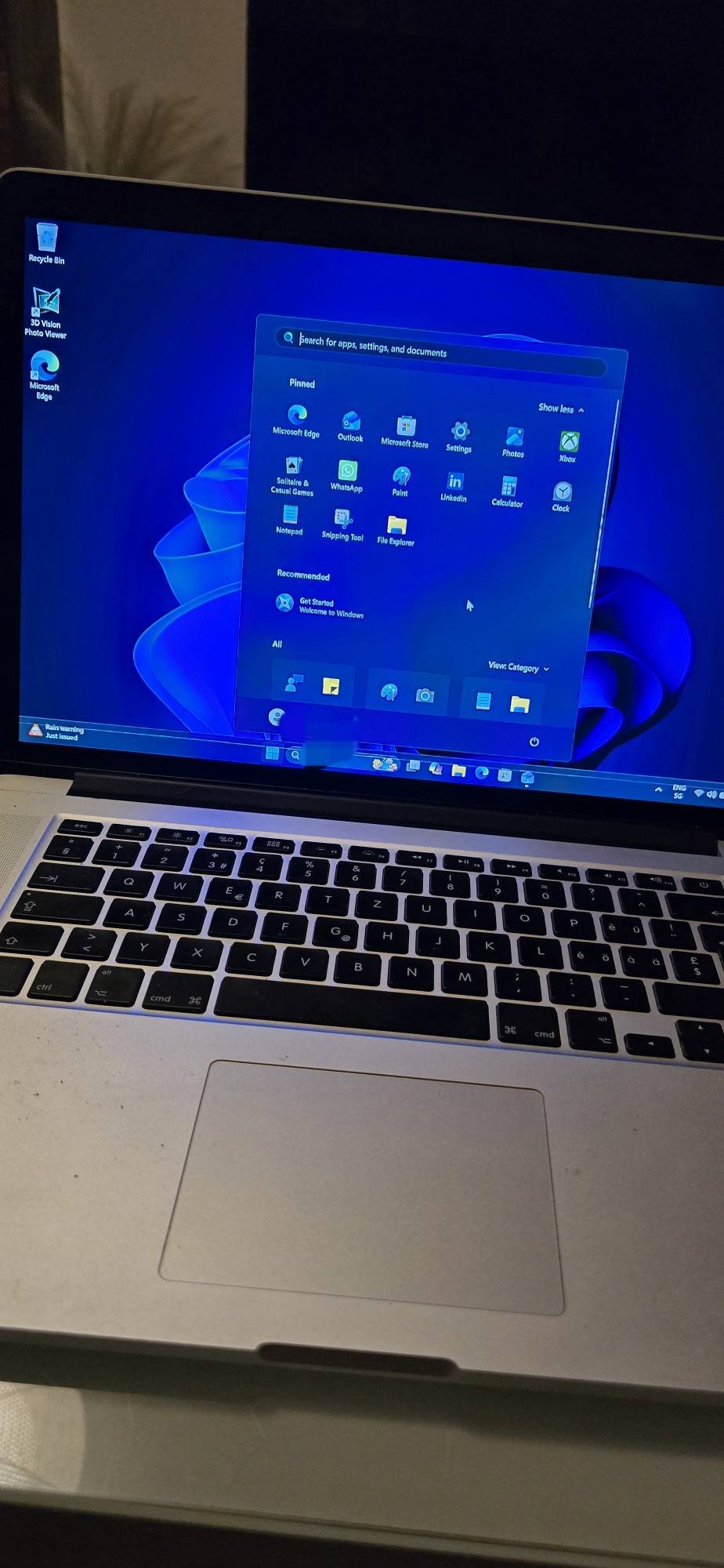 Windows 11 Pro runs on old Macs with Sequoia OCLP