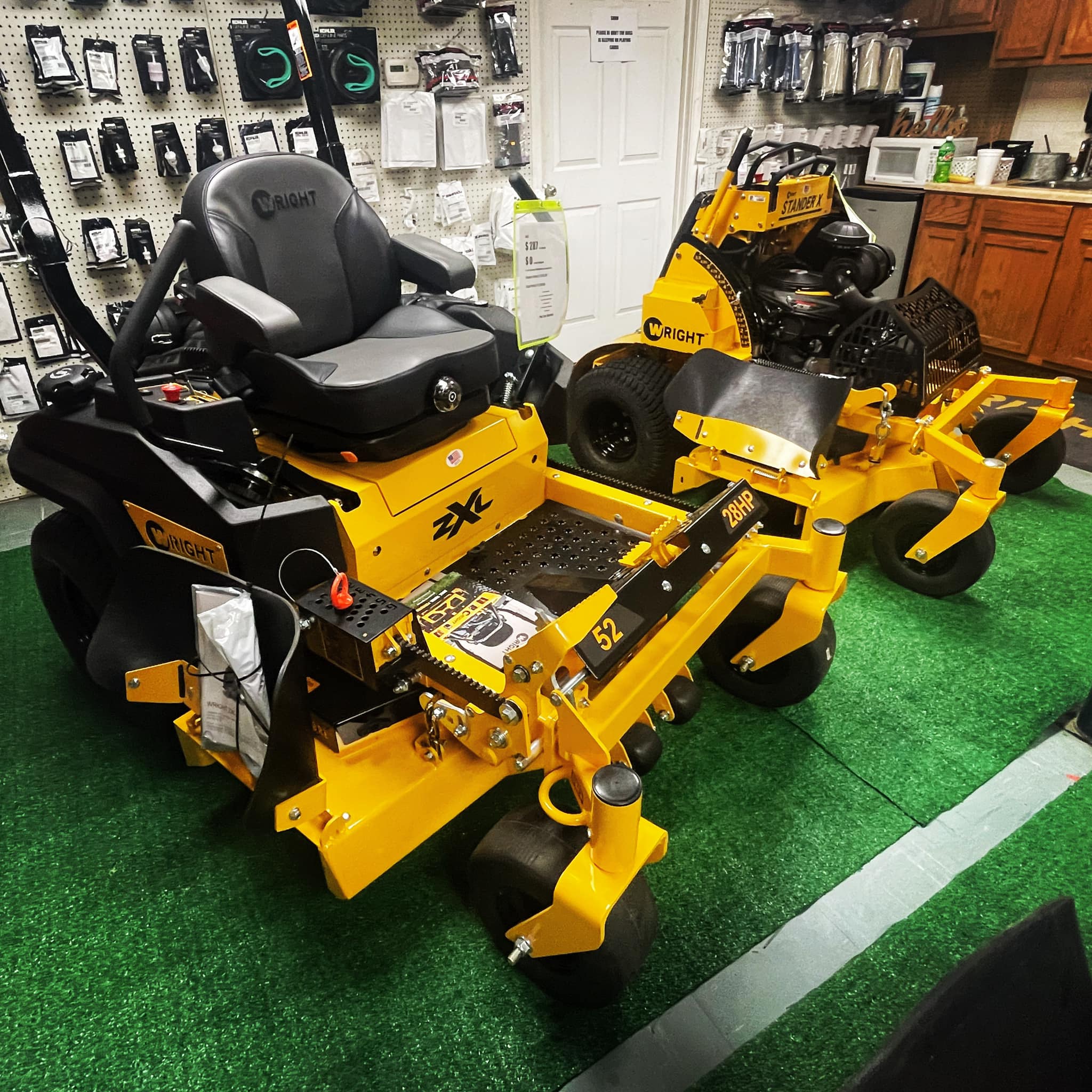 Tuskaloosa Lawn Equipment customer trades in for a new Wright ZK61