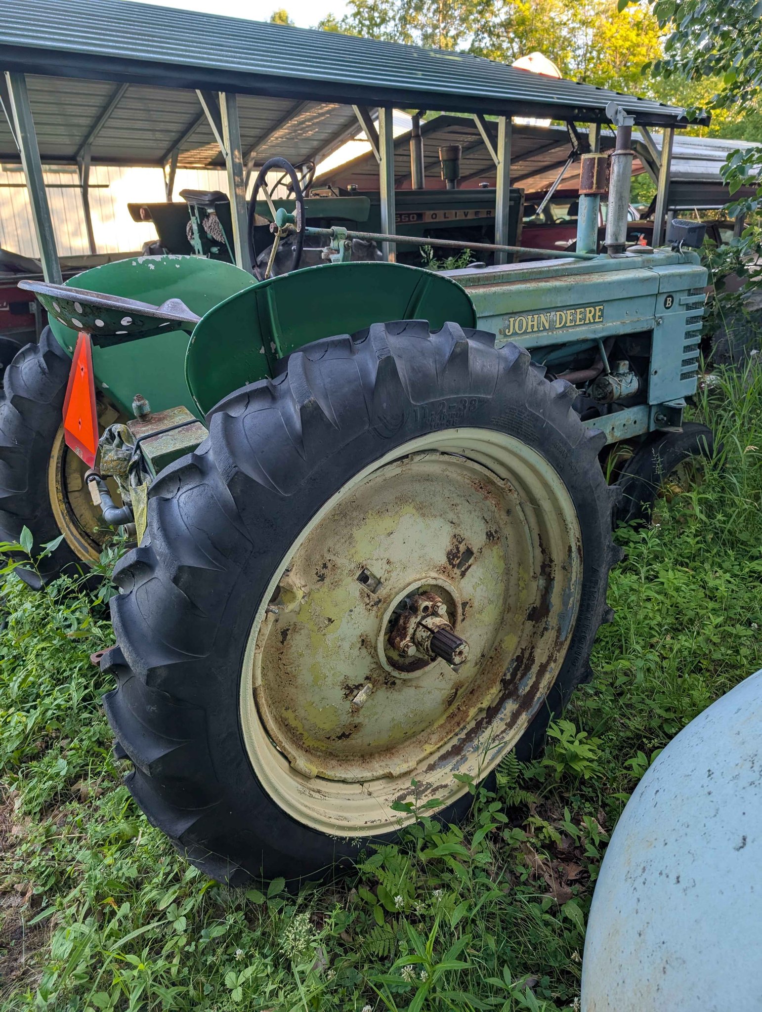 B John Deere tractor with loader - Toy Construction Vehicles - Isle ...