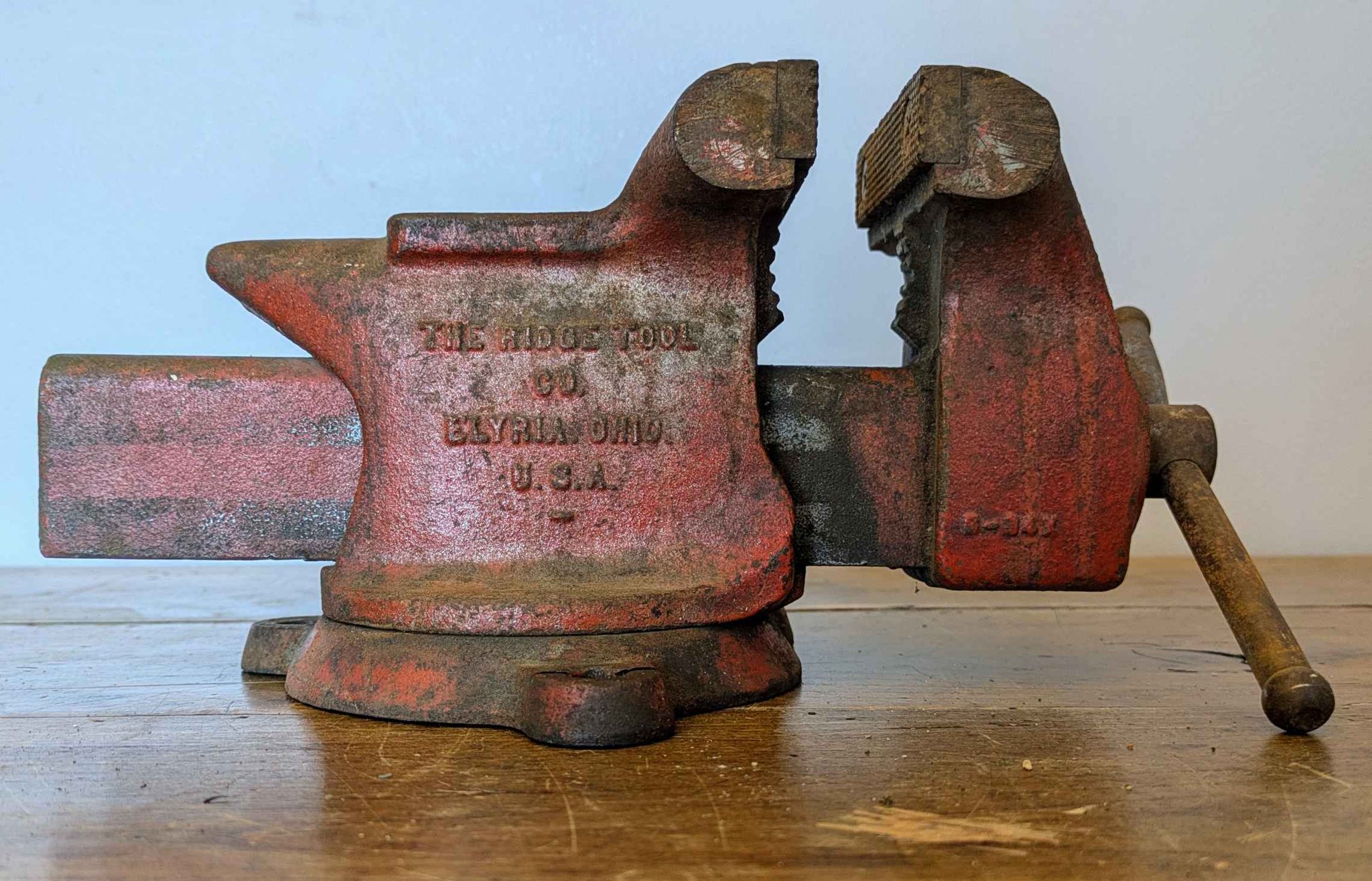 Vintage Ridge Tool Ridgid #400-R Swivel Utility Bench Vise 4