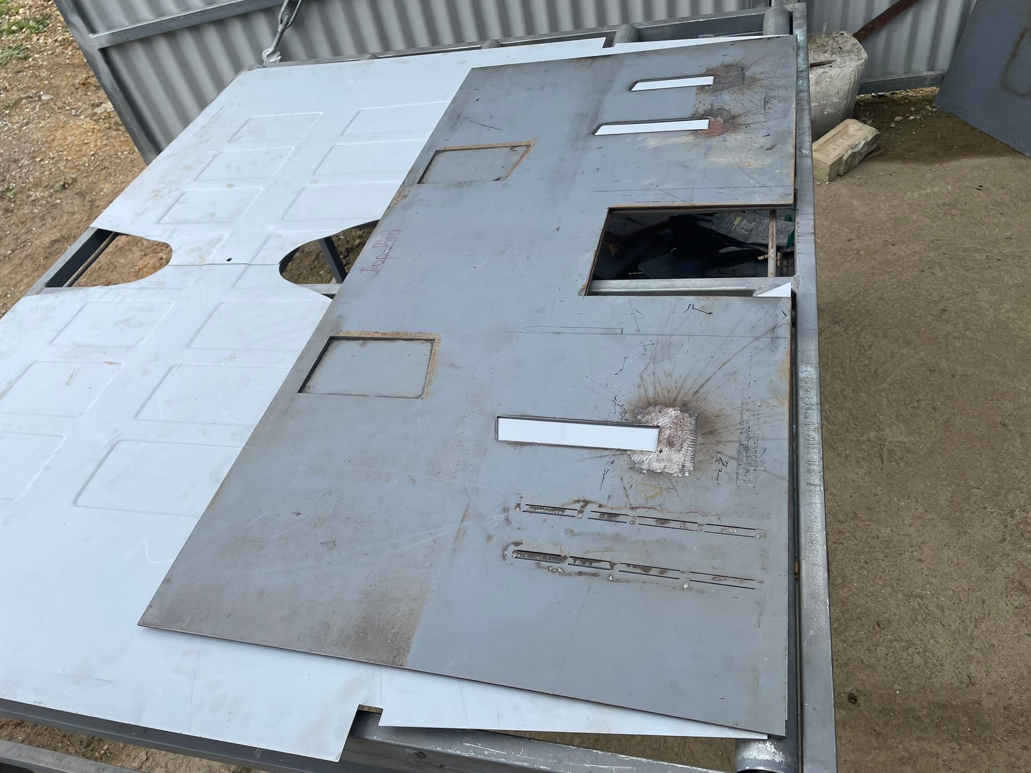 Thomson Chassis & Replacement Panels, Hazelwood North 3840 added a new ...