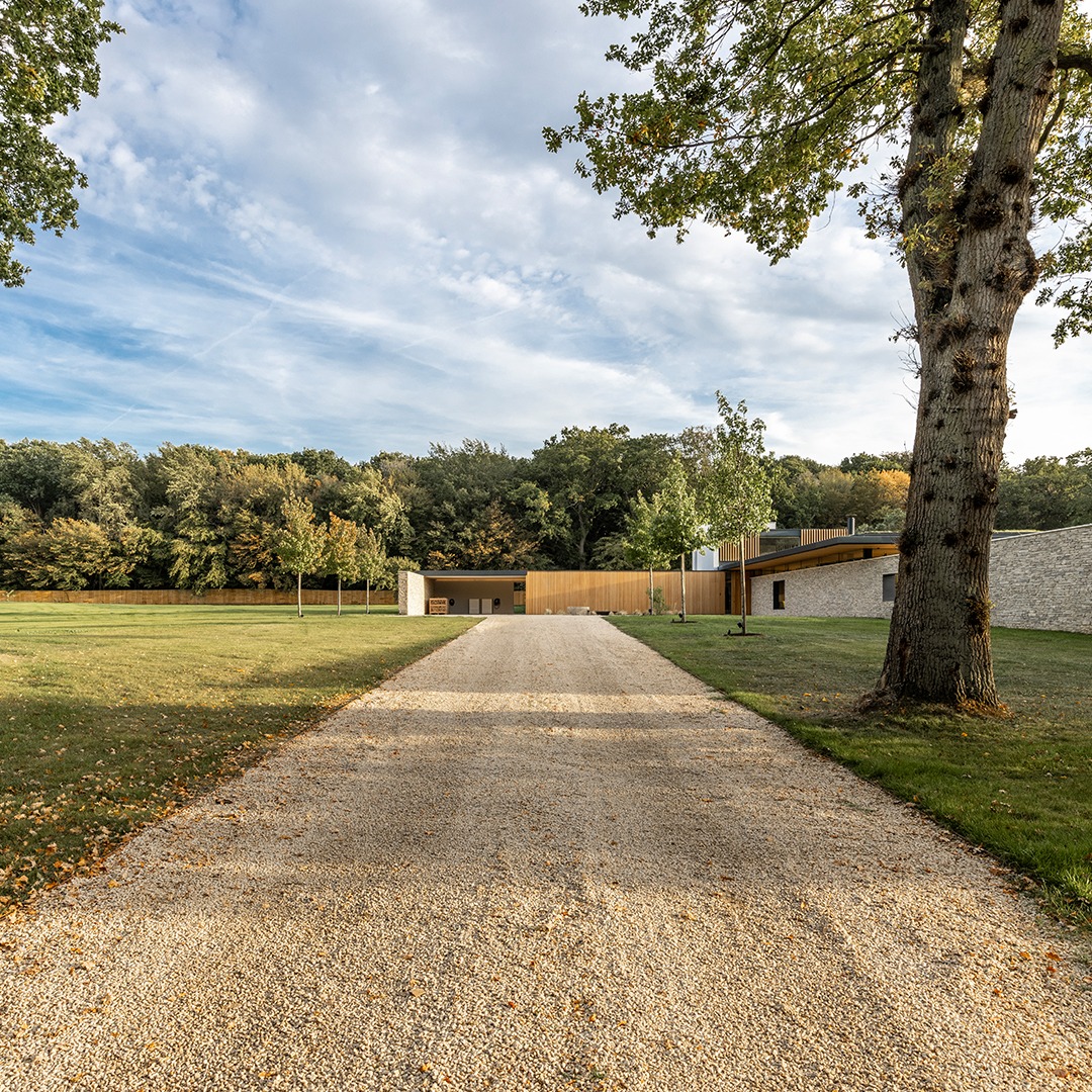 We design houses that blend into the... - STROM Architects