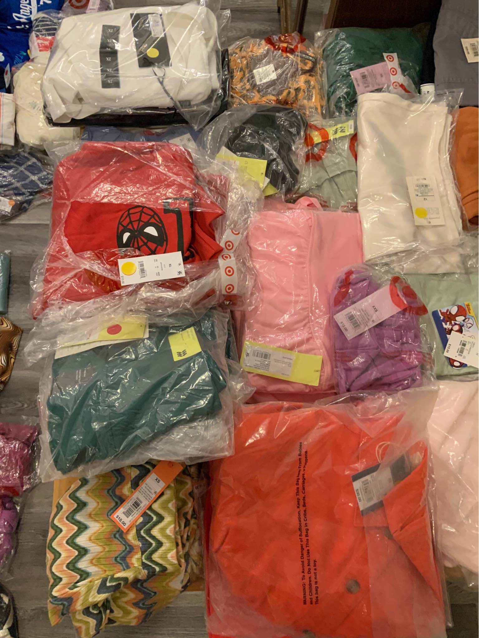RESELLERS LOT OF NEW WITH TAGS TARGET BRANDS CLOTHING, MENS, WOMENS AND ...