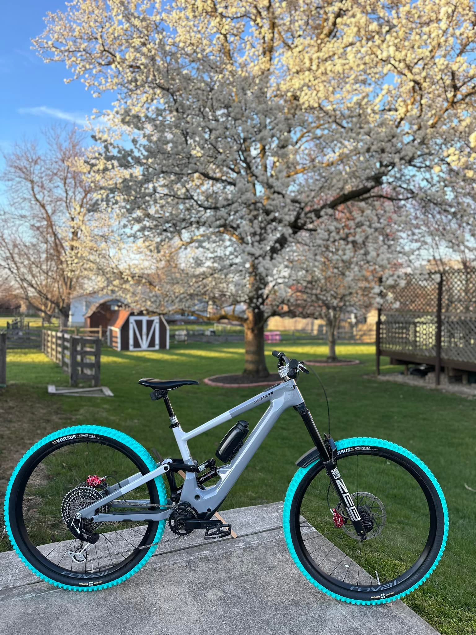 urban e bike 2022 NEW CRUISER- 9-SPEED COLOR:Grey MGS Stickers 2 - 0750164 mile range for long