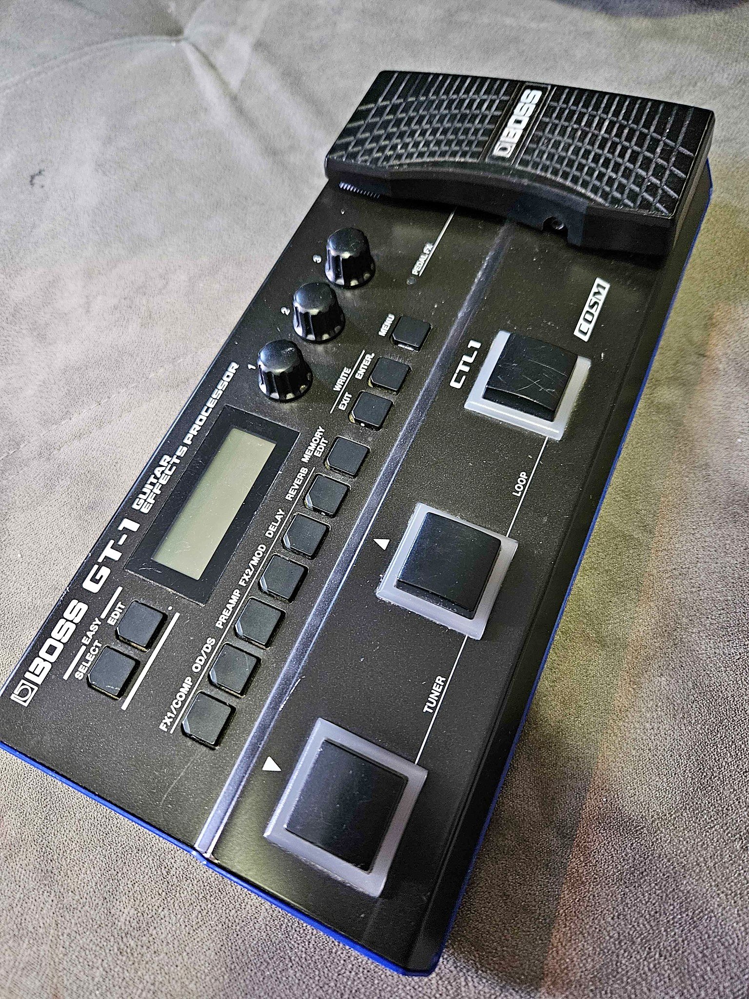 Pedaleira Boss GT1 - Multi Effects Pedals - São Paulo, Brazil ...