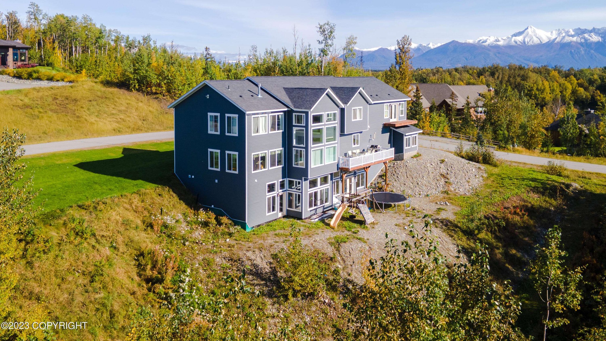 Listed by Suzanne Holgate. Call 907-414-1366 to schedule a showing