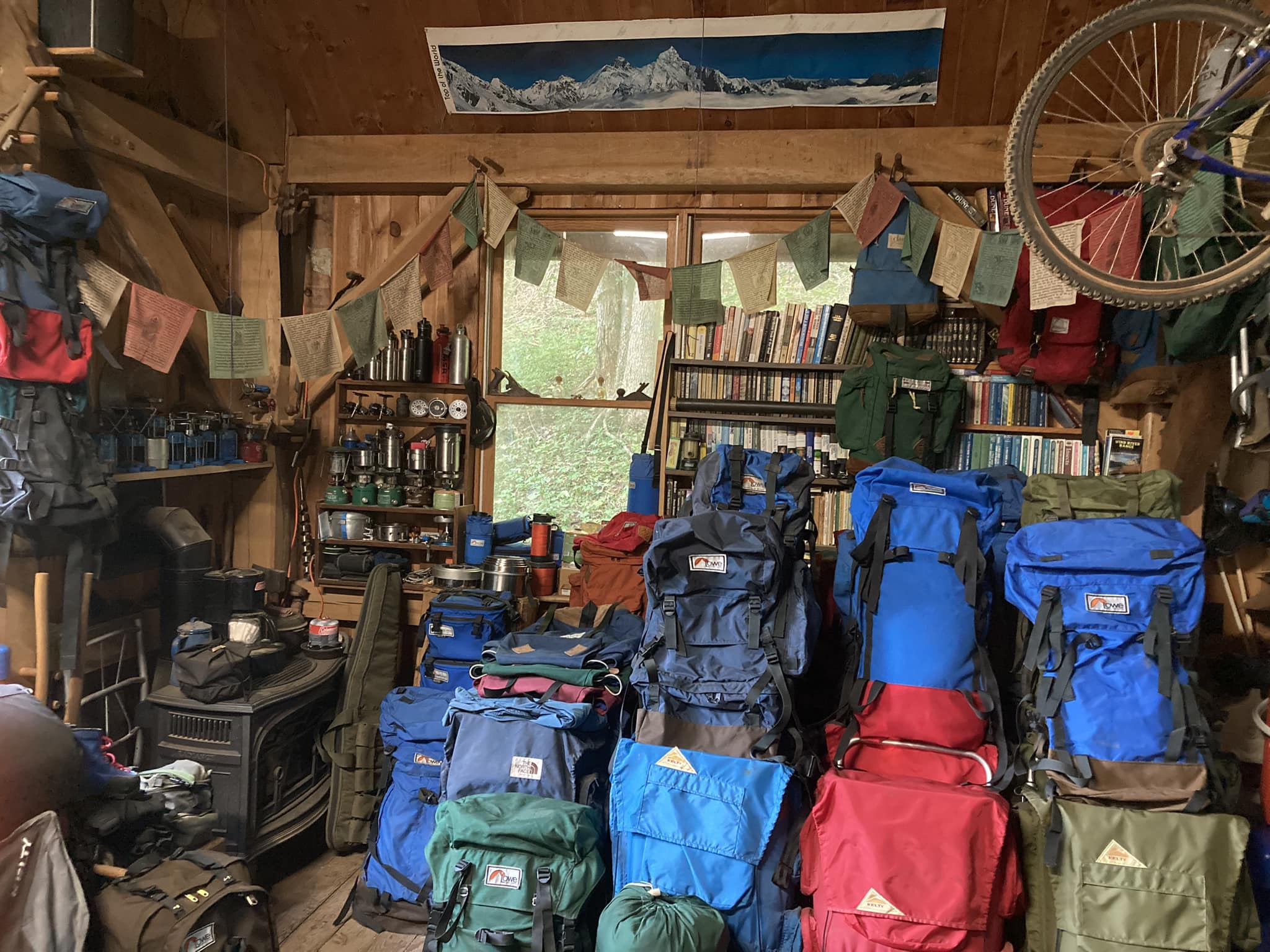 What is the vintage and history of the old Forest Service pack?