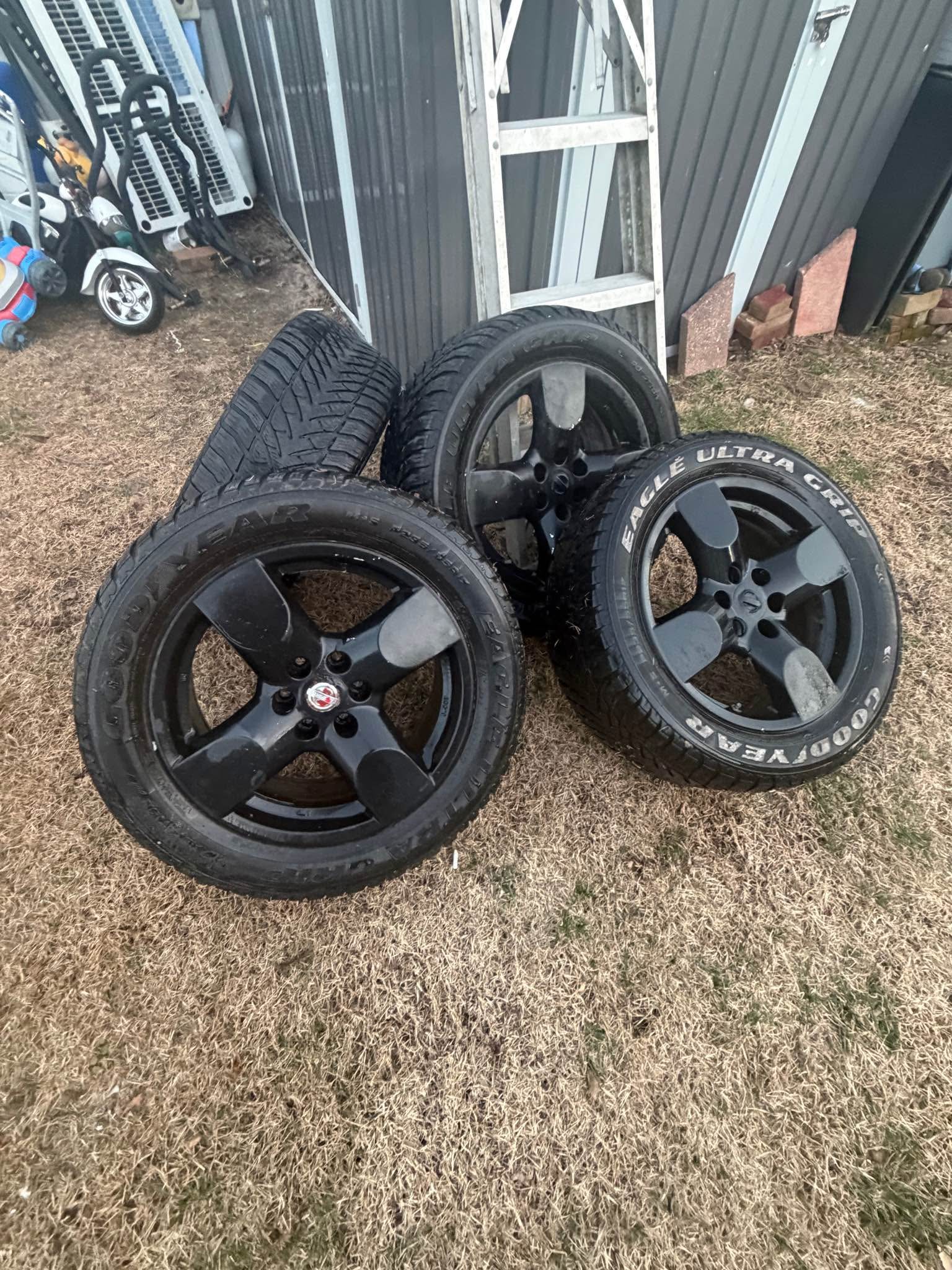 Nissan frontier Tires and rims - Car Wheels, Tires & Parts - New Egypt ...