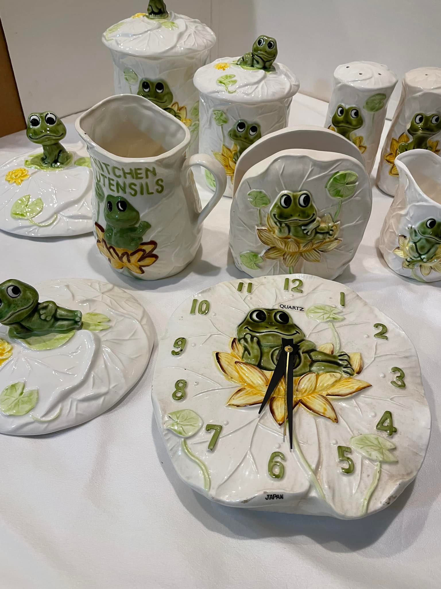 Vintage Neil the Frog kitchenware set from 1978 found at garage sale