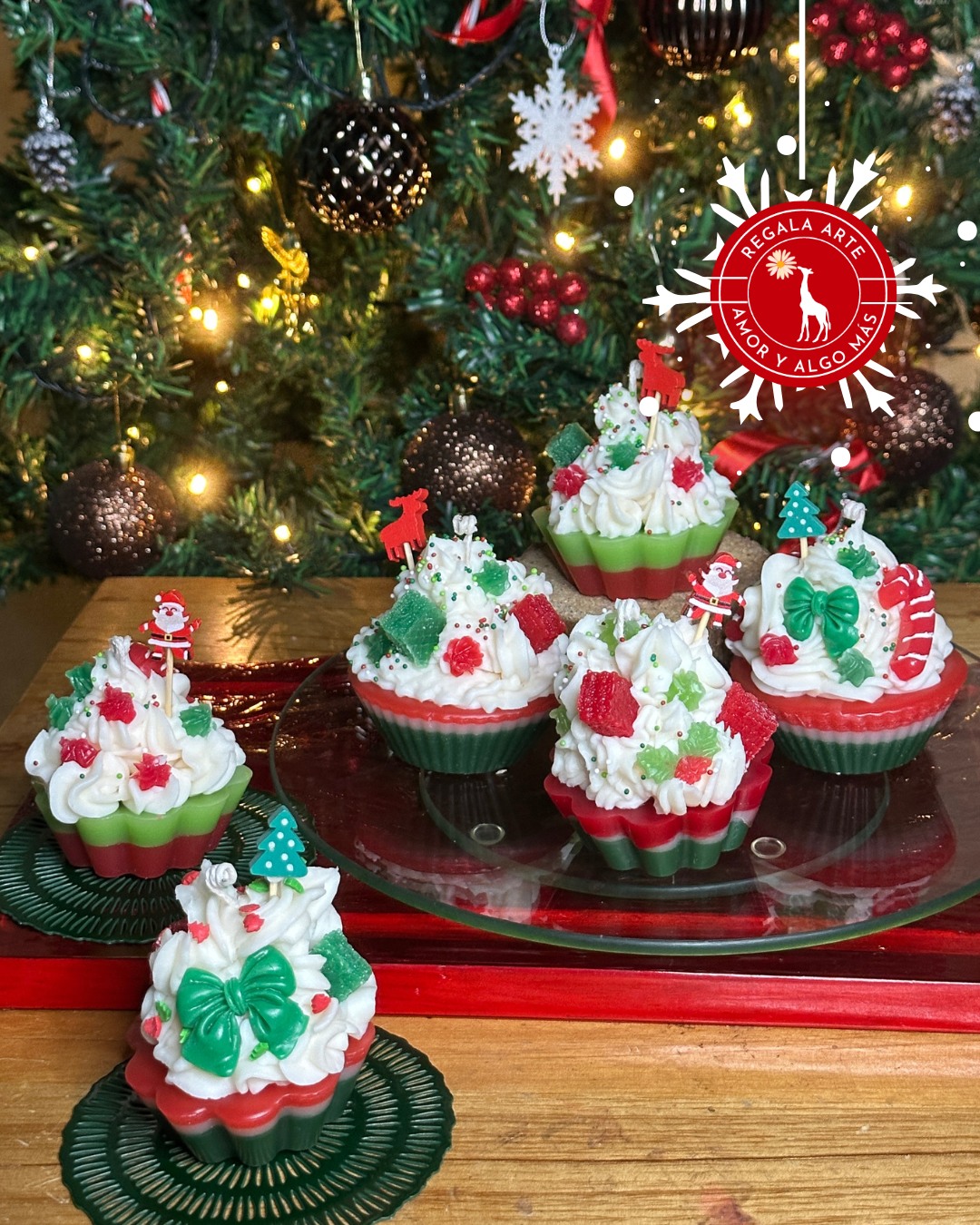 Regala - CUPCAKES NAVIDEÑOS Velas con diseño de cupcakes navideños 🧁🎅🏻🎄 ...