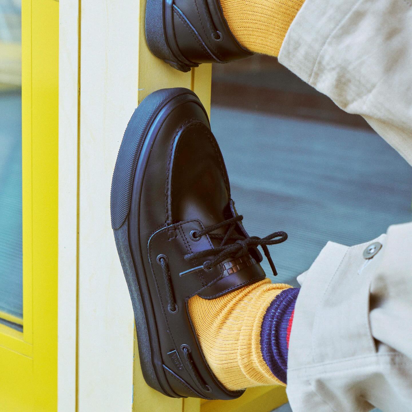 NEW IN > VANSから新作2 EYELET（2アイレット)が登場。 定番