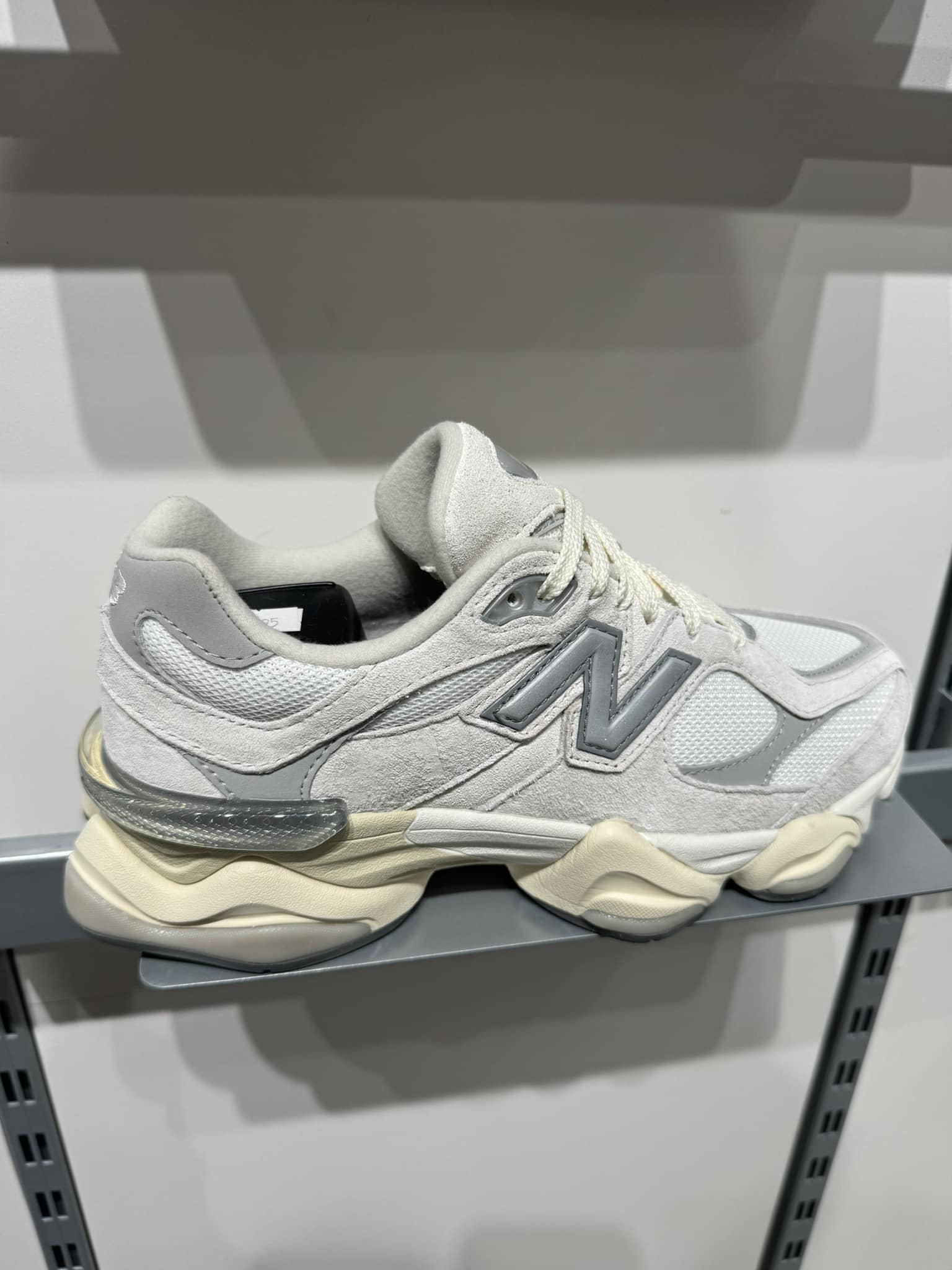 WTAPS x New Balance Abzorb 2010