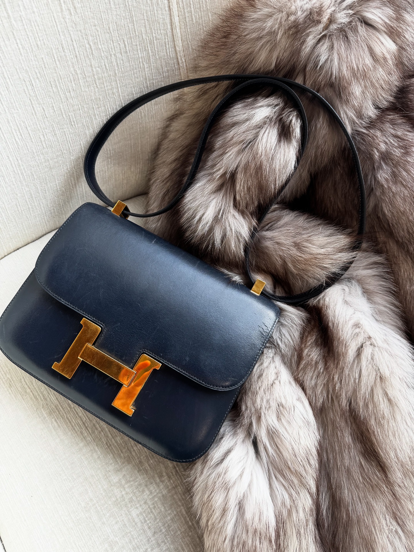 Fashionably Yours Worldwide Designer Consignment | Toronto ON