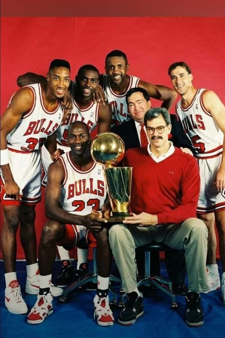 🏆 On this day in 1991: the Bulls beat the Lakers in a 4-1 series