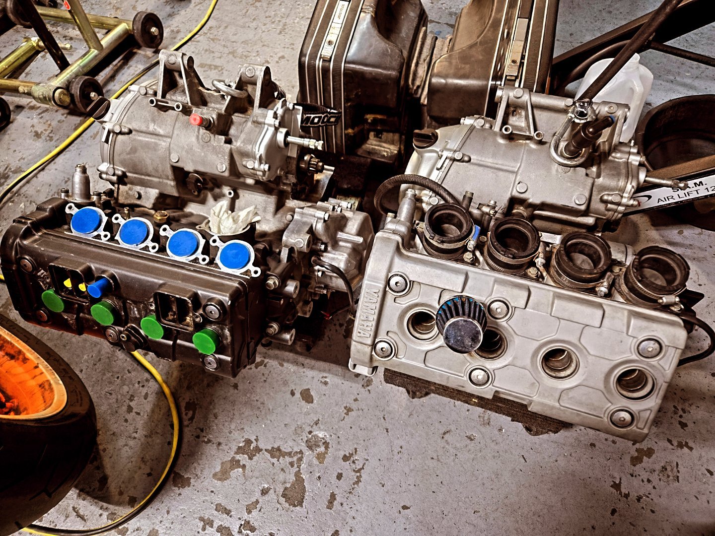The LabWorks - 2 race yamaha r6 engines in for some refresh for Tulsa ...