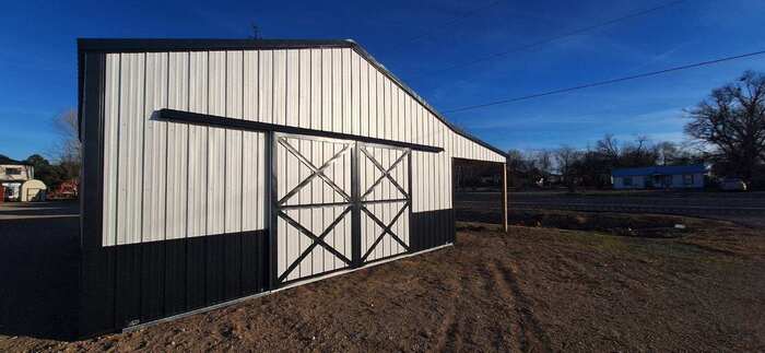 24x30 open span pole barn with a... - Texwin Metal Buildings | Facebook