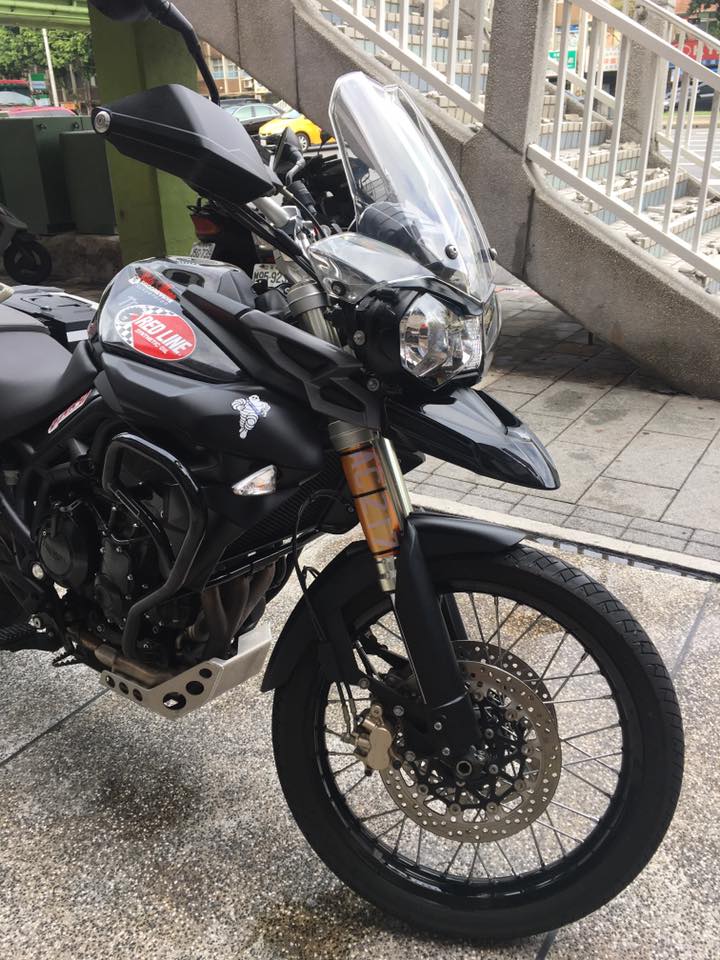 宏彥大型重機二手買賣俱樂部 2012凱旋800xc 多功能車 好車到店歡迎賞車 Facebook