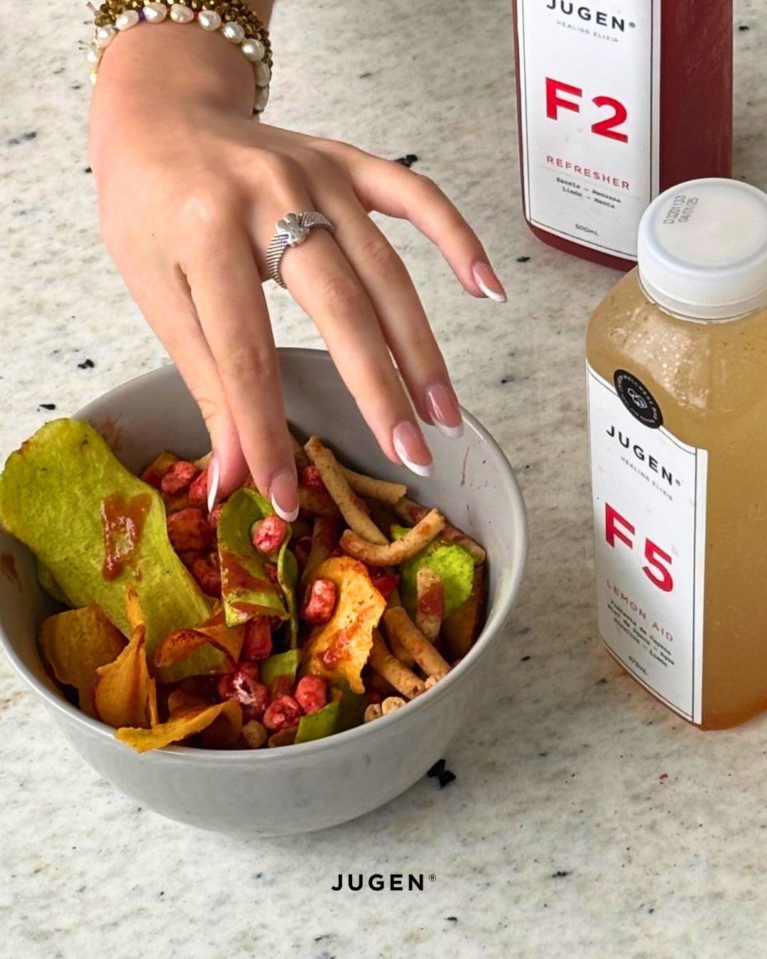 Jugen - Conoce los benefecios del matcha man 💚 ☀️Aporta... | Facebook