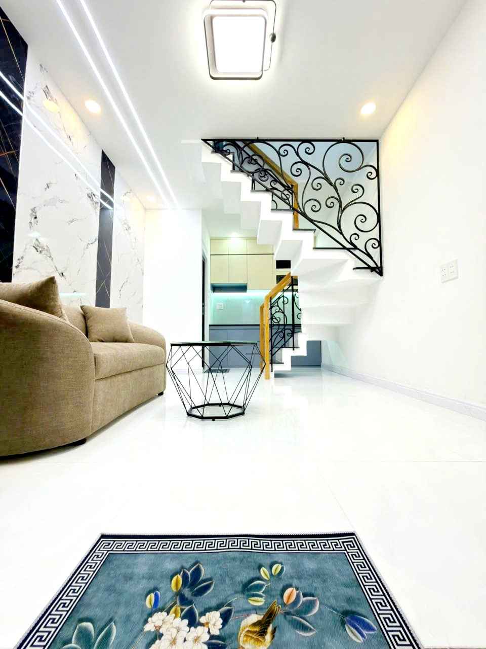 SÀN GIAO DỊCH BẤT ĐỘNG SẢN QUẬN TÂN BÌNH - TPHCM | 3ty chút xíu - Nhà ...
