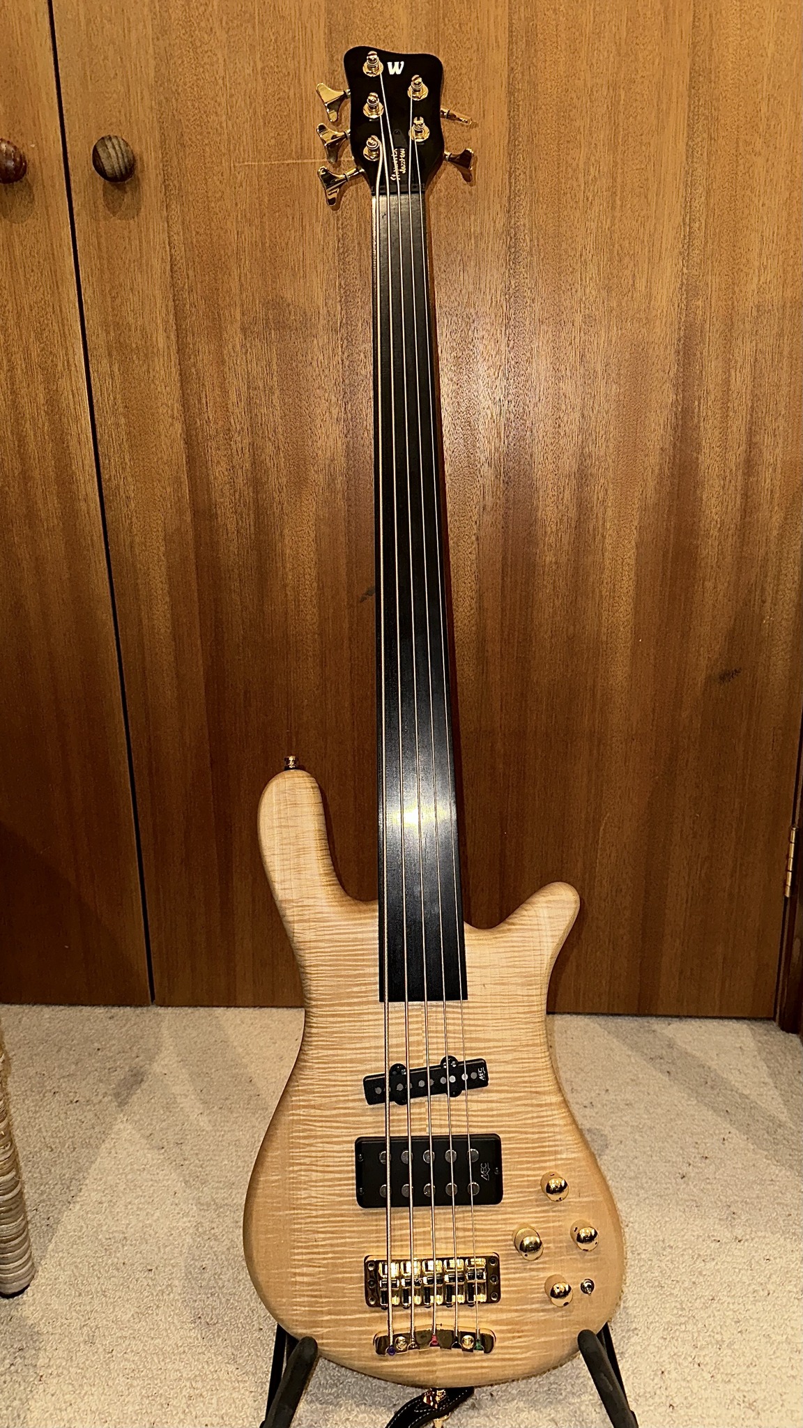 2004 Warwick Streamer LX Jazzman 5 🧡💛🧡 . #jazzman