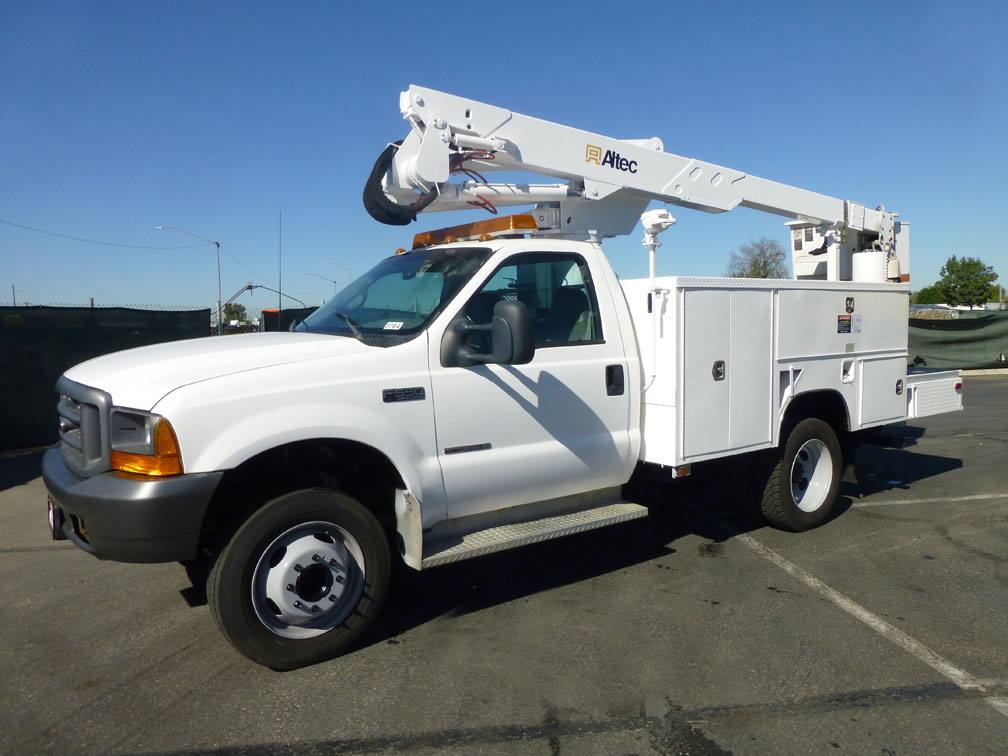 Big Truck & Equipment Sales - Good Old Faithful 7.3L Diesel! 1999 Ford ...