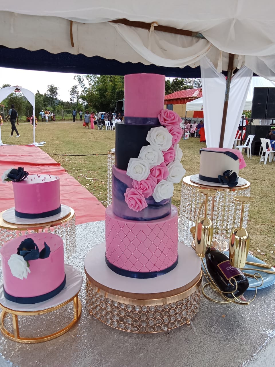 HOME BAKERS KENYA | Essydelight cakes nyahururu..0710997147
